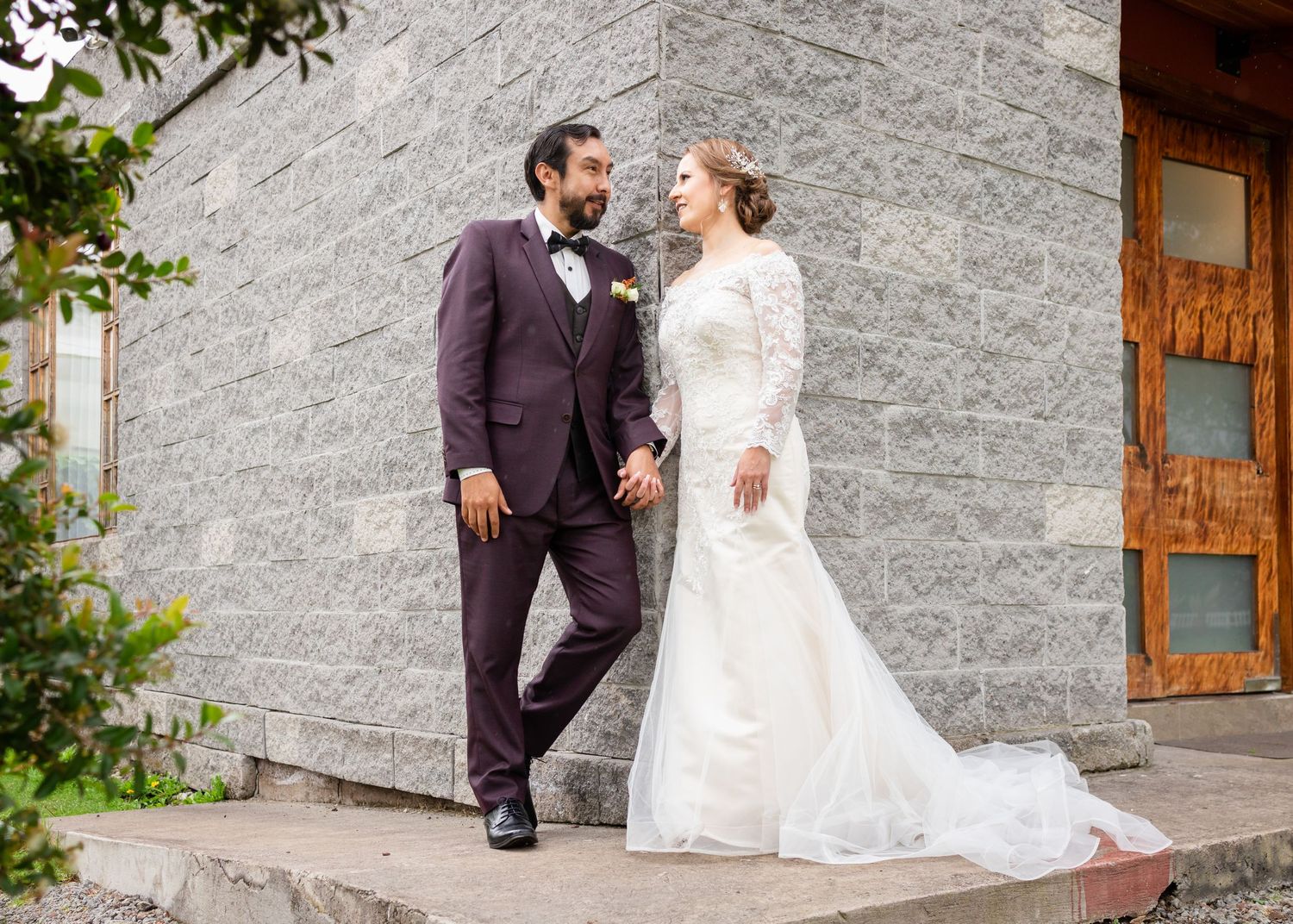 Capturando bodas destino en Ecuador con estilo emocional, junto a organizadores de eventos.
