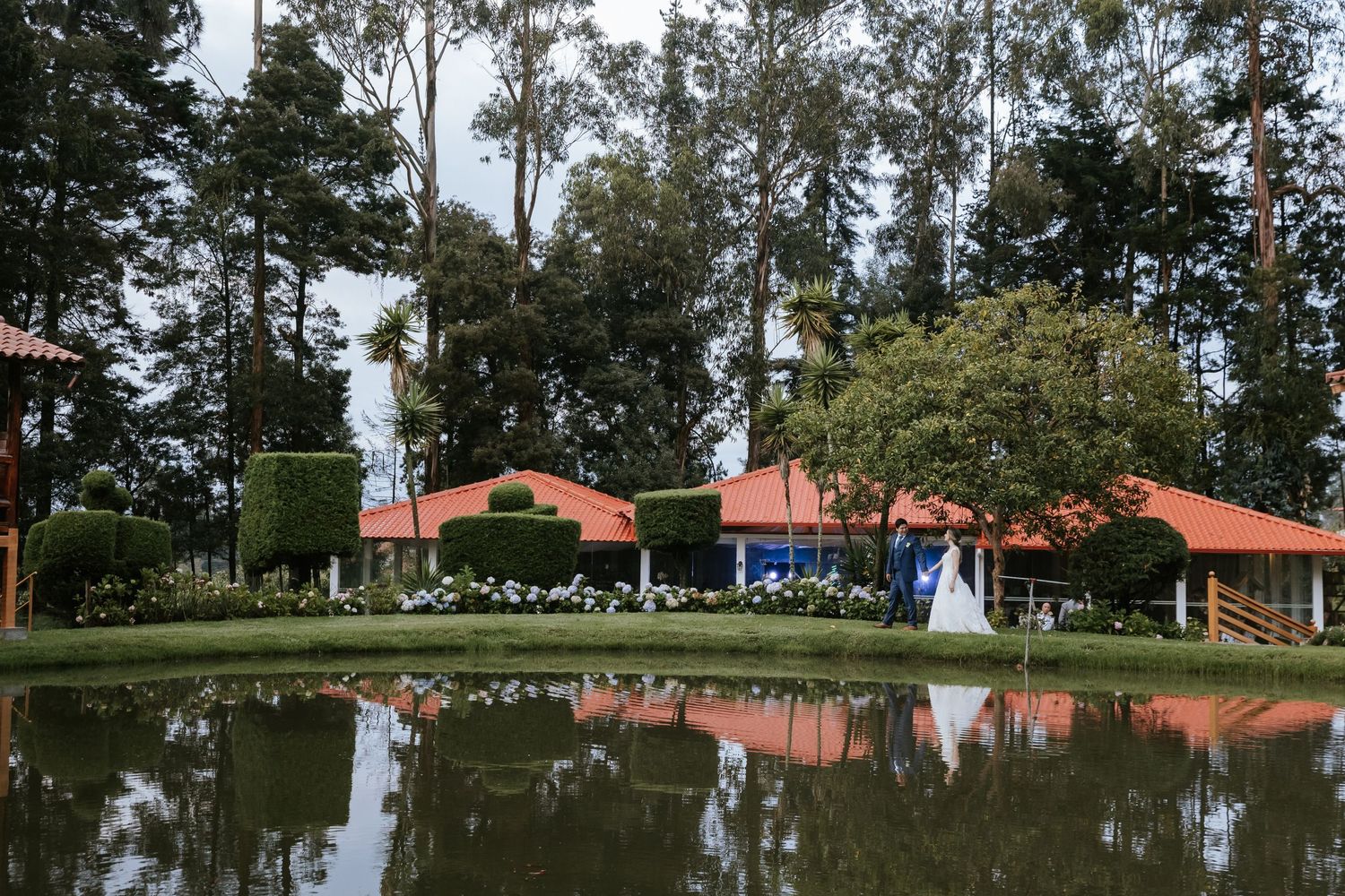 Imágenes que cuentan tu historia de amor, por Pablo Andrade, fotógrafo en Quito