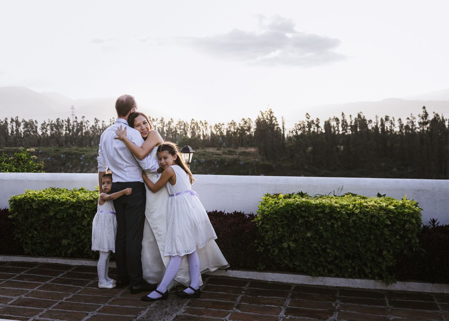 Fotógrafo de bodas en Quito y colaborador de wedding planners para crear eventos únicos.