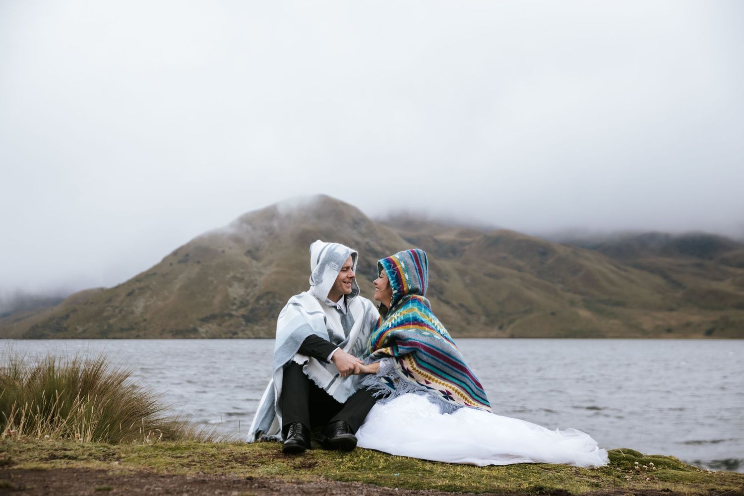 Bodas civiles, pre boda y eventos íntimos en Quito fotografiados con pasión y arte.