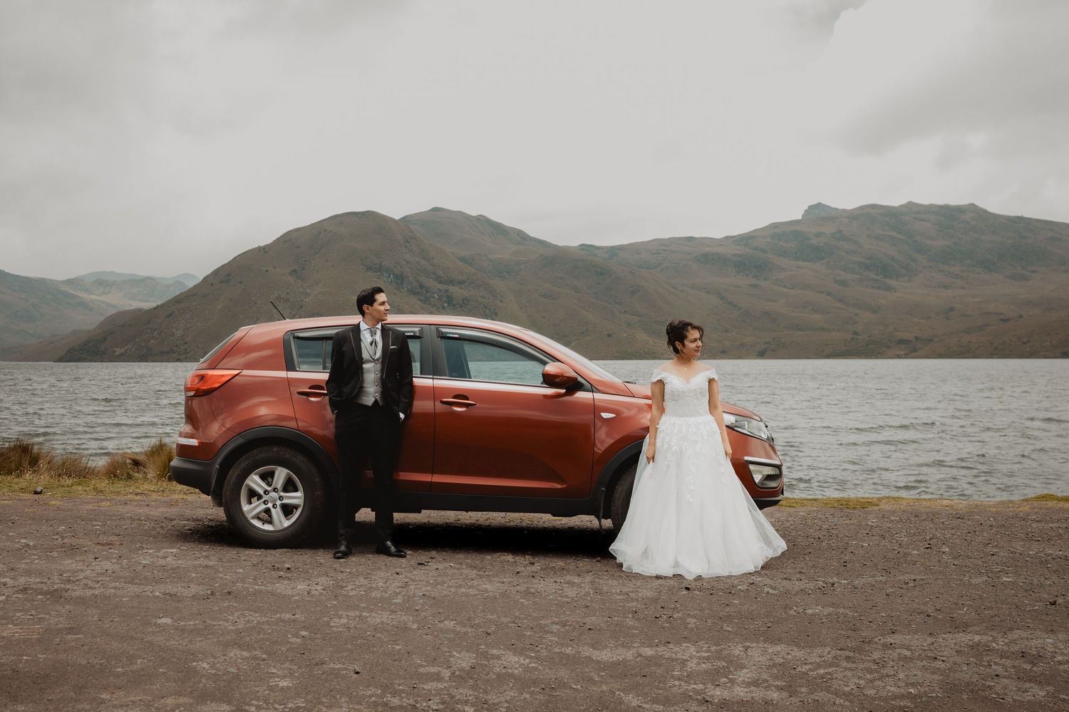 Crea tu boda soñada en Quito con planificación profesional y recuerdos fotográficos únicos.