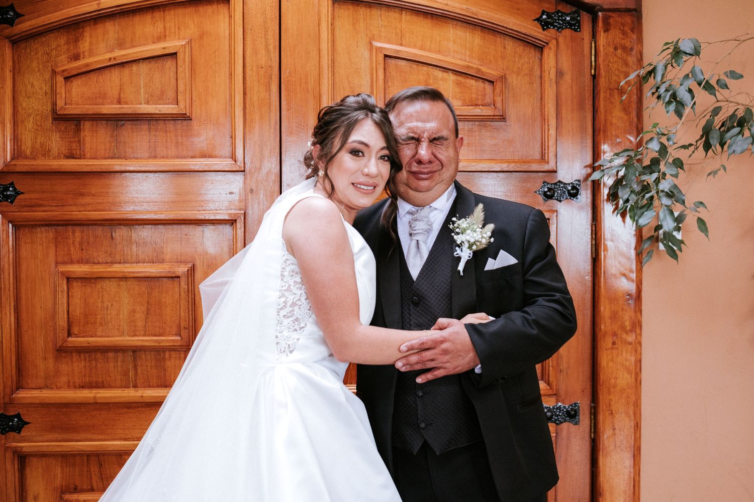Fotógrafo de bodas en Quito y colaborador de wedding planners para crear eventos únicos.