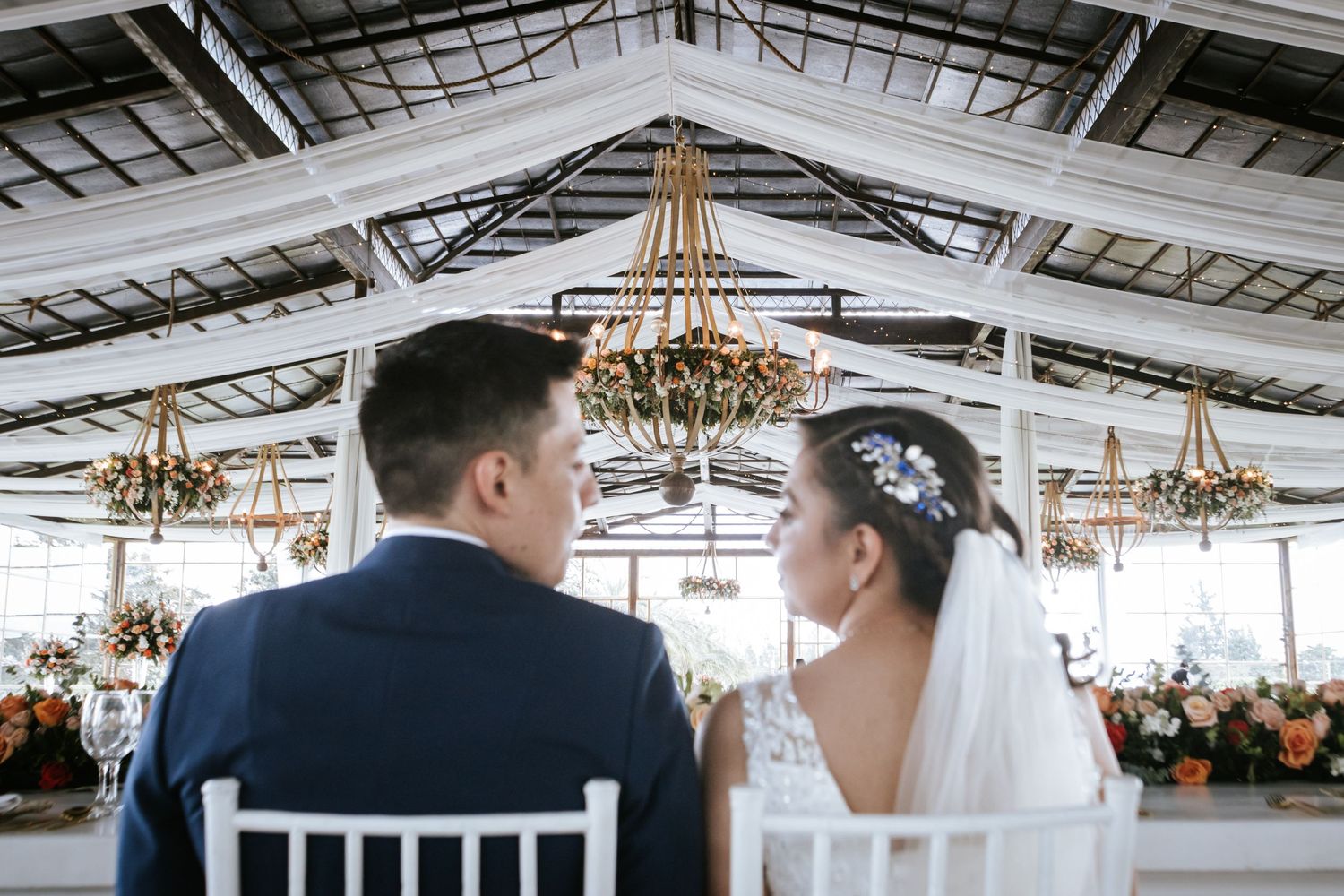 Capturando bodas destino en Ecuador con estilo emocional, junto a organizadores de eventos.
