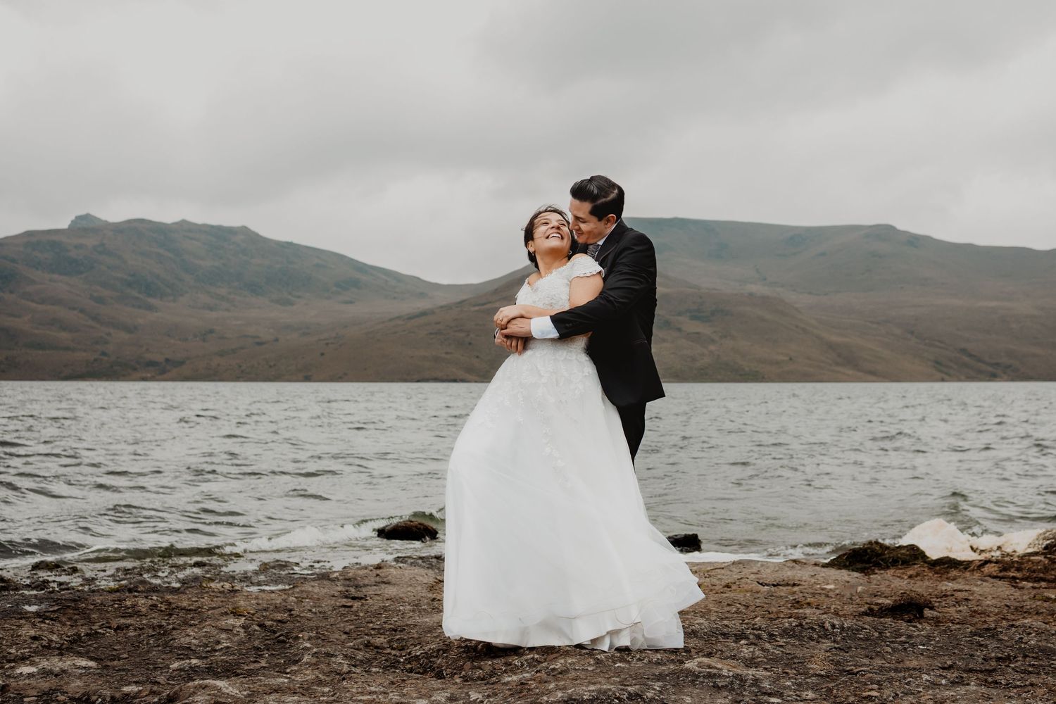 Fotógrafo recomendado por los mejores organizadores de bodas en Quito, Ecuador.