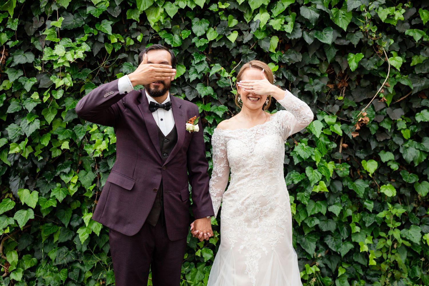 Capturando bodas destino en Ecuador con estilo emocional, junto a organizadores de eventos.