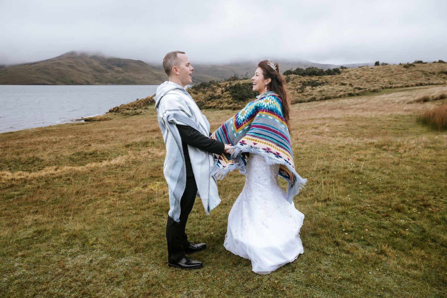 Bodas civiles, pre boda y eventos íntimos en Quito fotografiados con pasión y arte.
