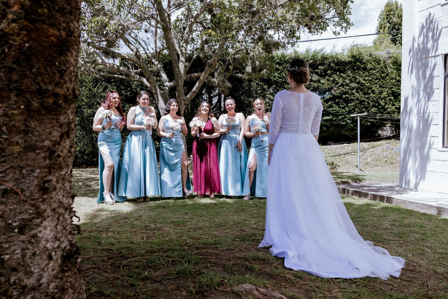 Pablo Andrade fotografiando una boda destino en Ecuador