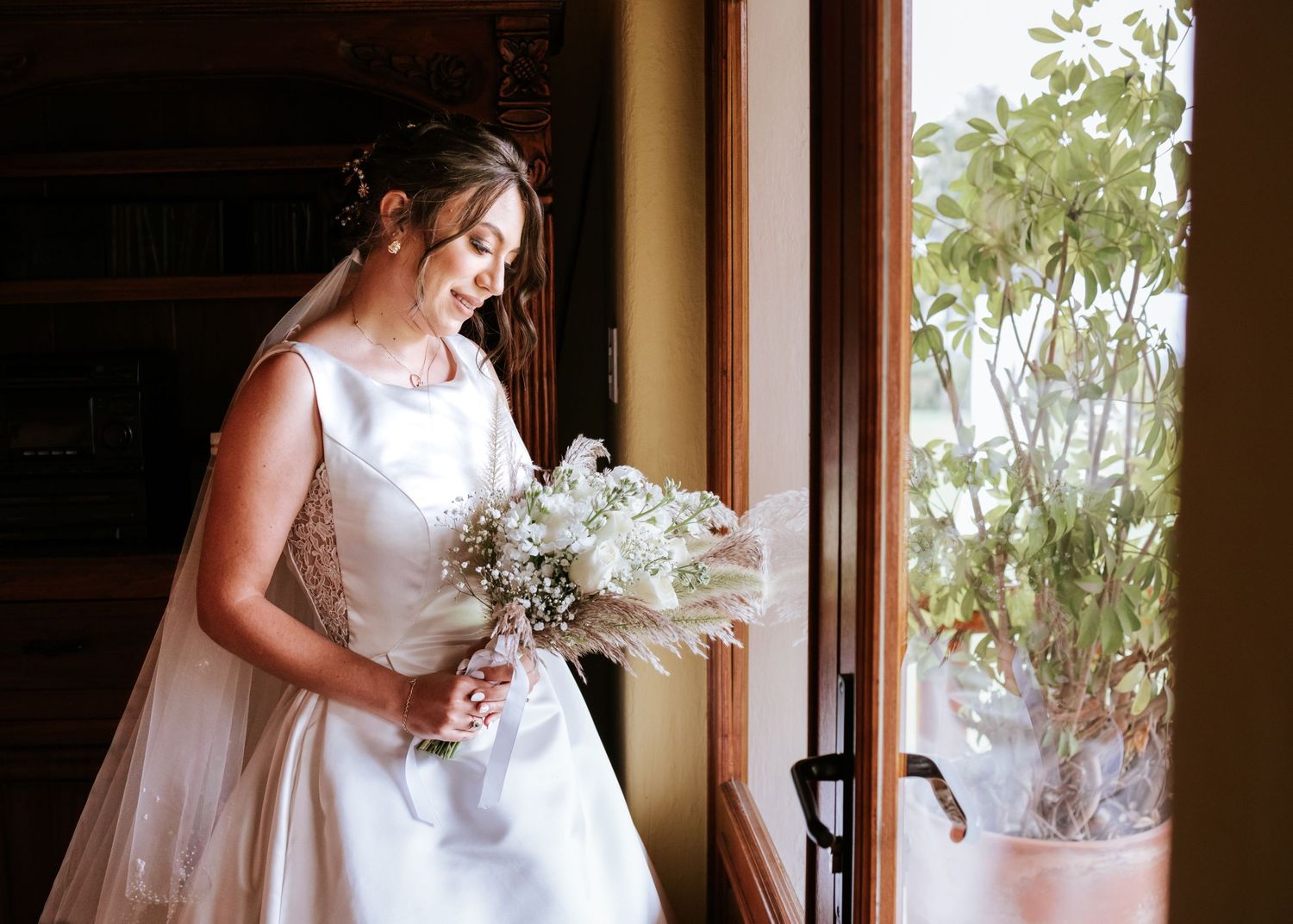 Fotógrafo de bodas en Quito y colaborador de wedding planners para crear eventos únicos.