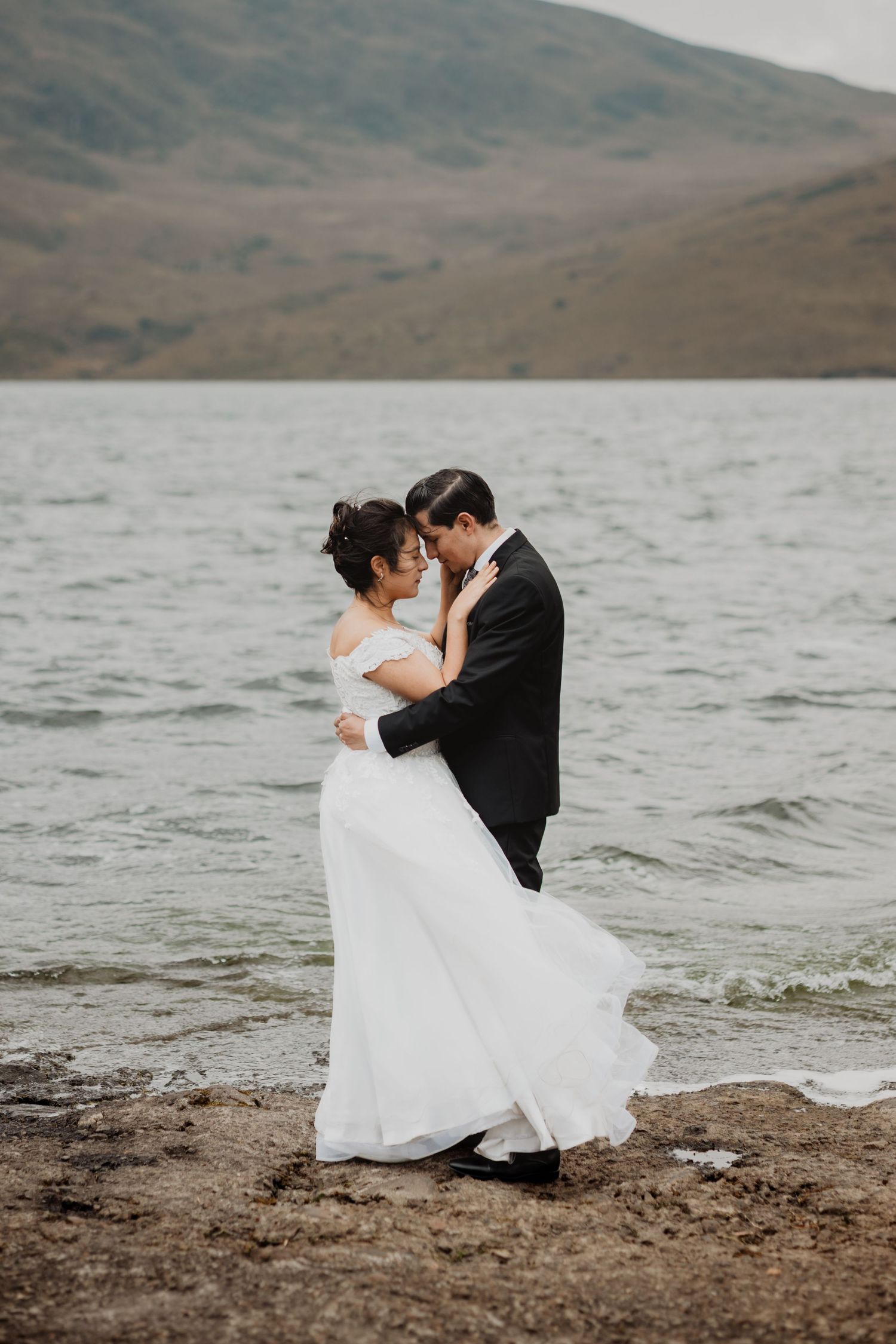 Crea tu boda soñada en Quito con planificación profesional y recuerdos fotográficos únicos.