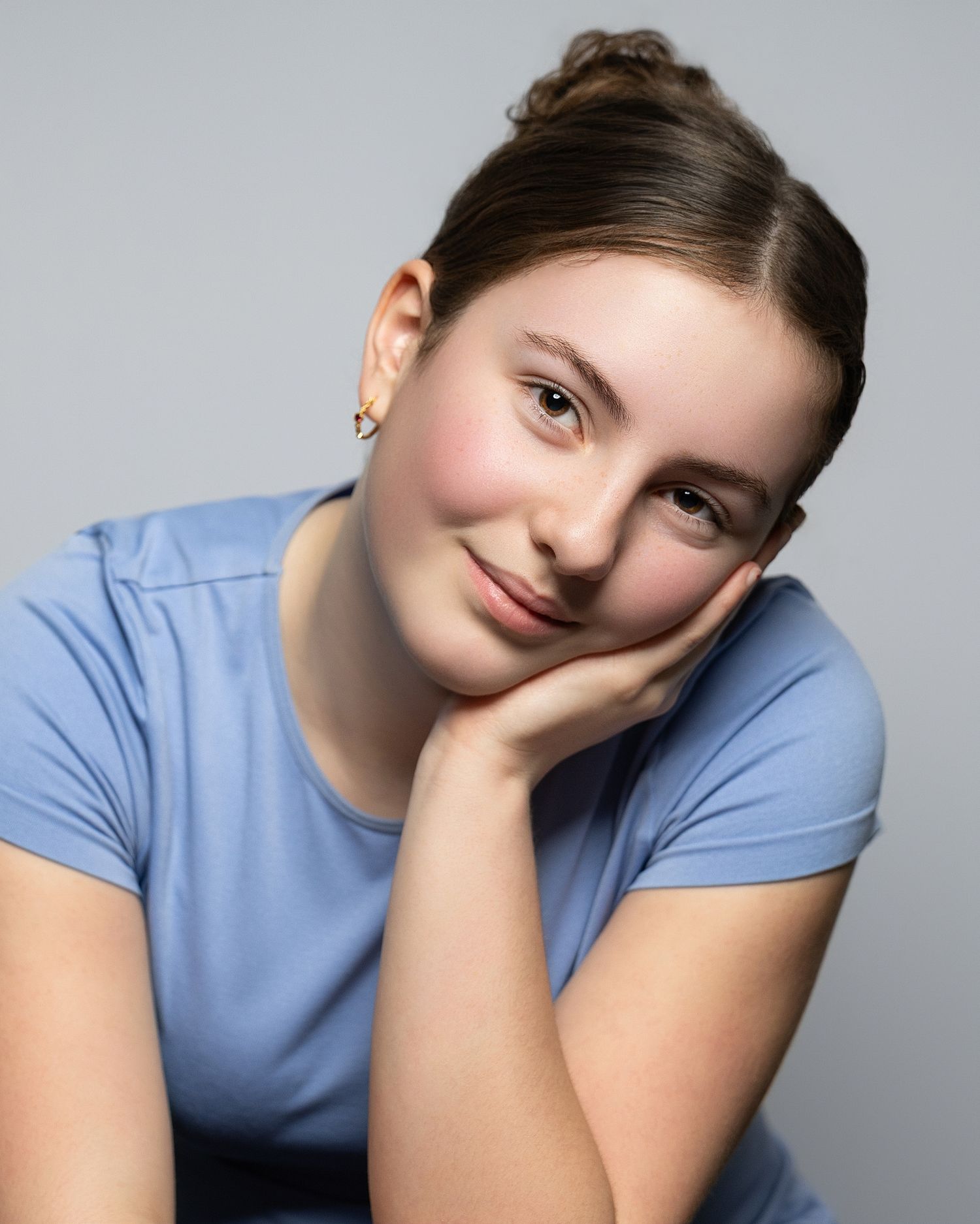 Actor headshot portrait smiling in Kirkland
