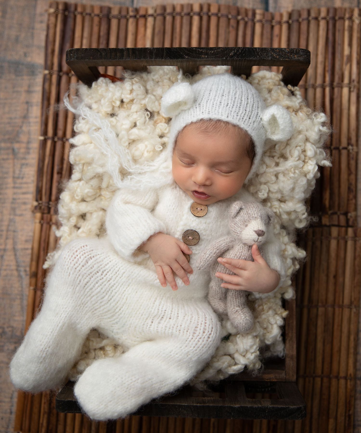 Orange County Newborn Session. Book your newborn session now