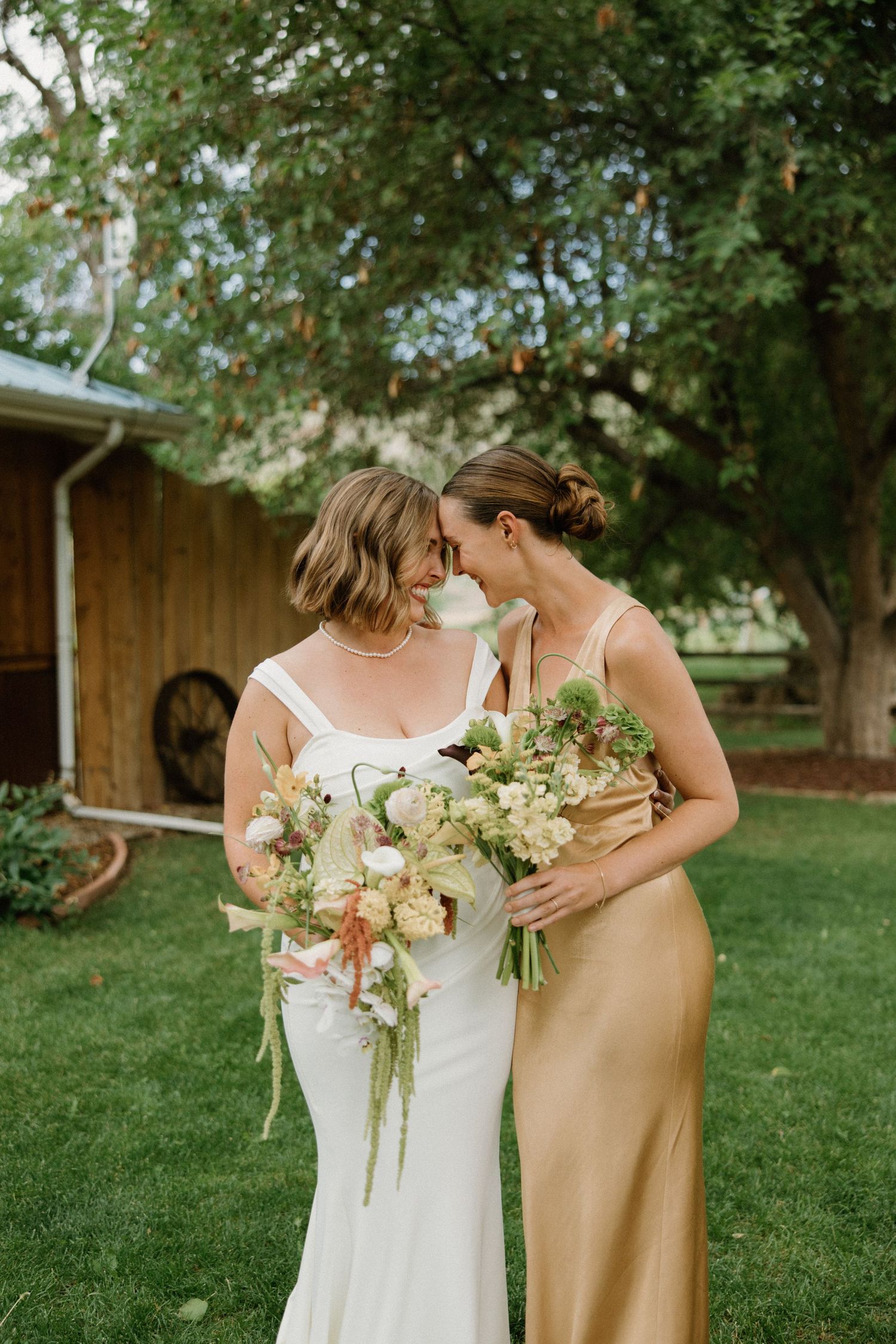 Colorado wedding photographer at Lyons Farmette in Denver Colorado - Denver Colorado Wedding Photographer