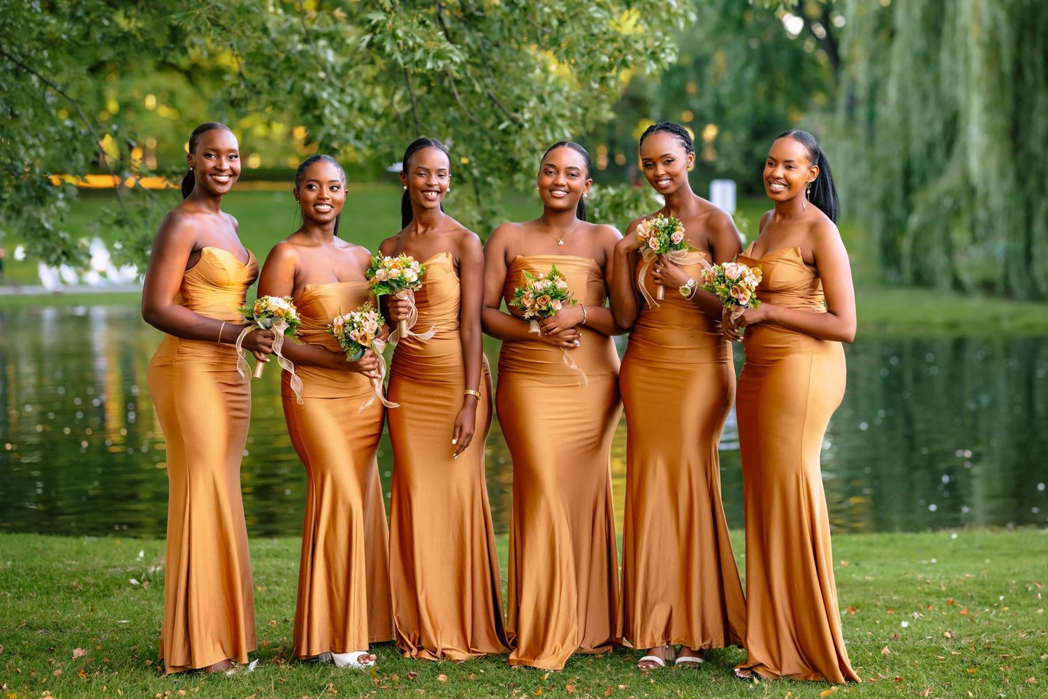 Montreal Luxury wedding photography - bride maids in the garden