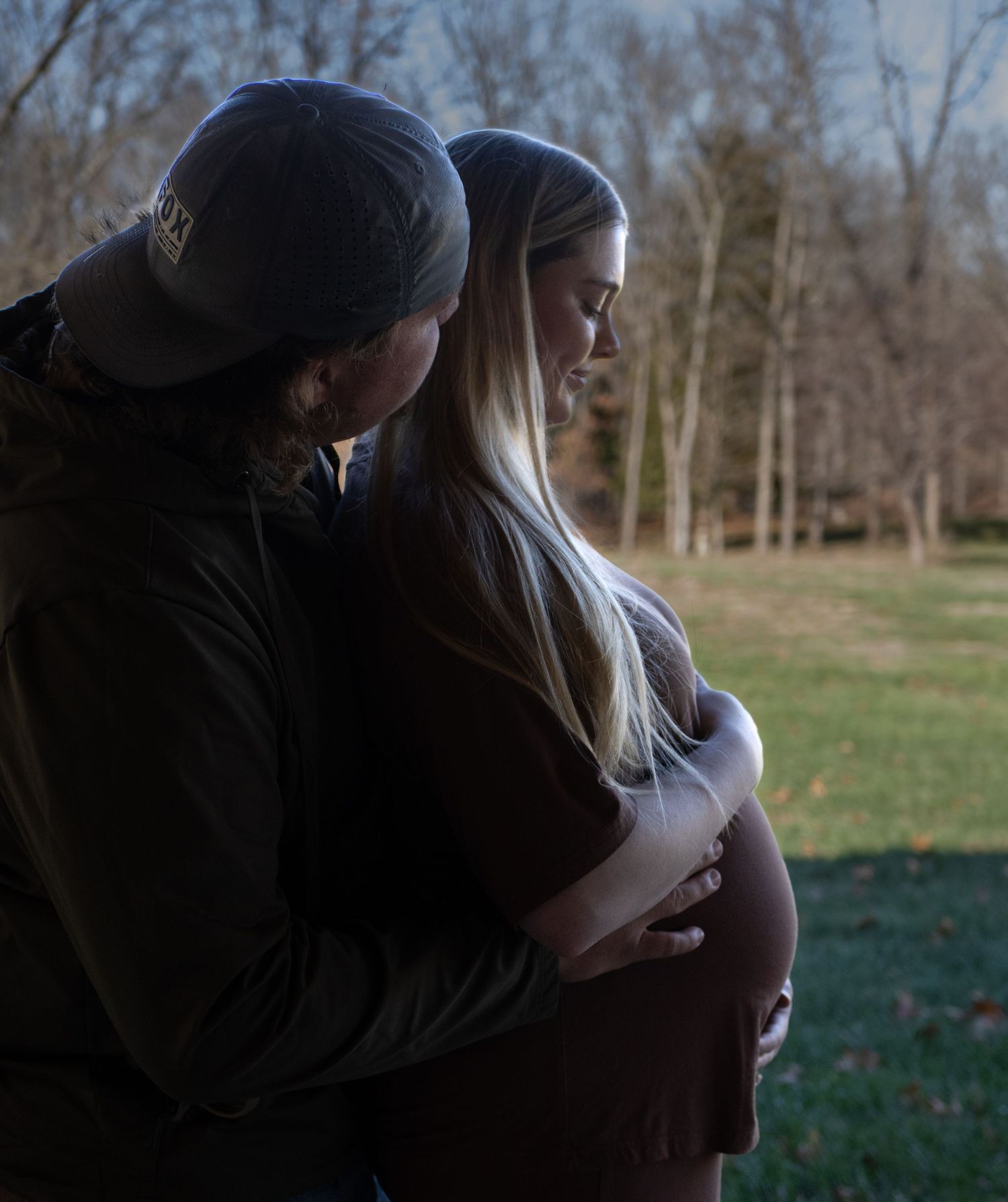 maternity picture outdoor