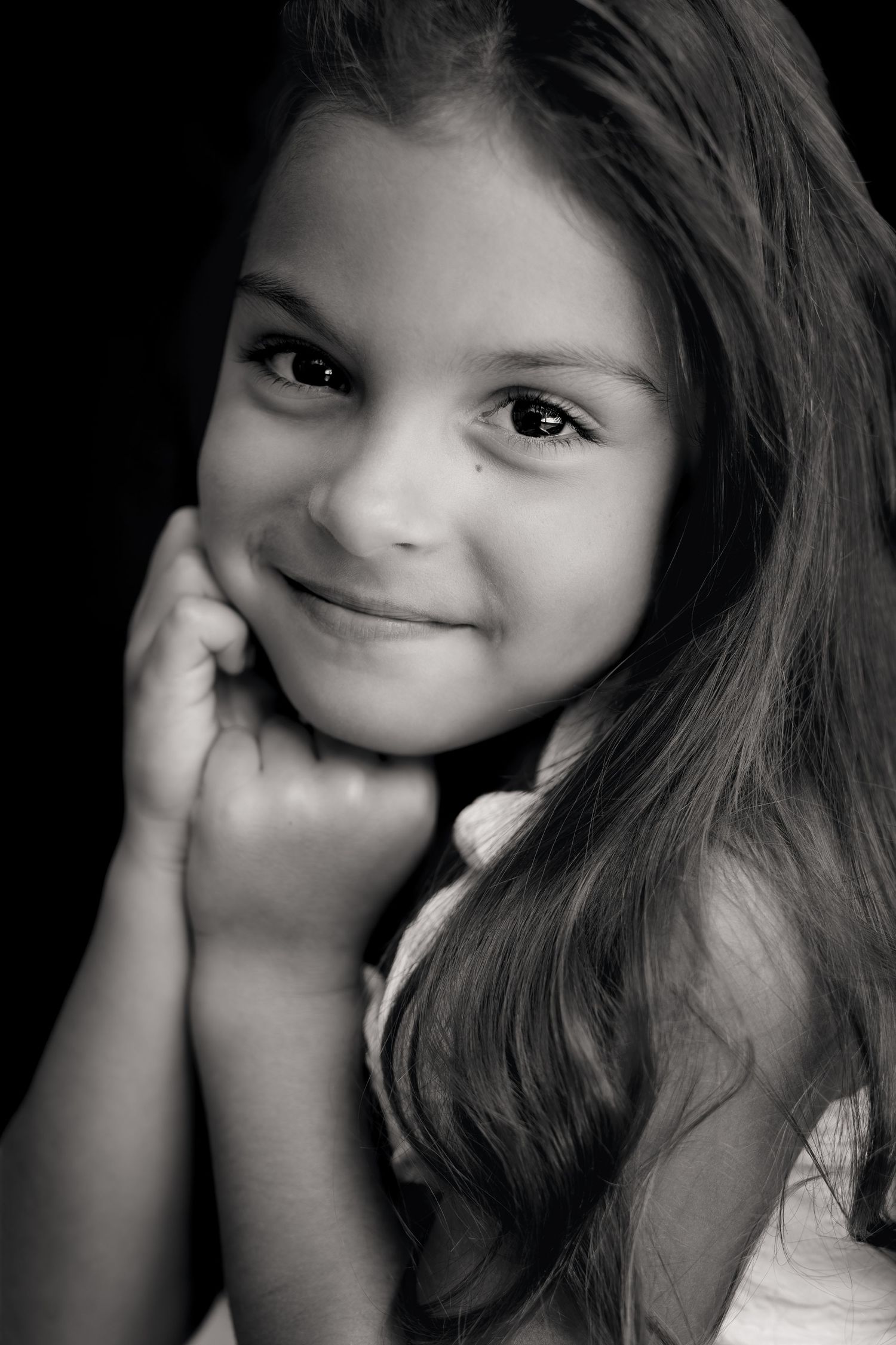Portrait d'enfant en noir et blanc Béziers