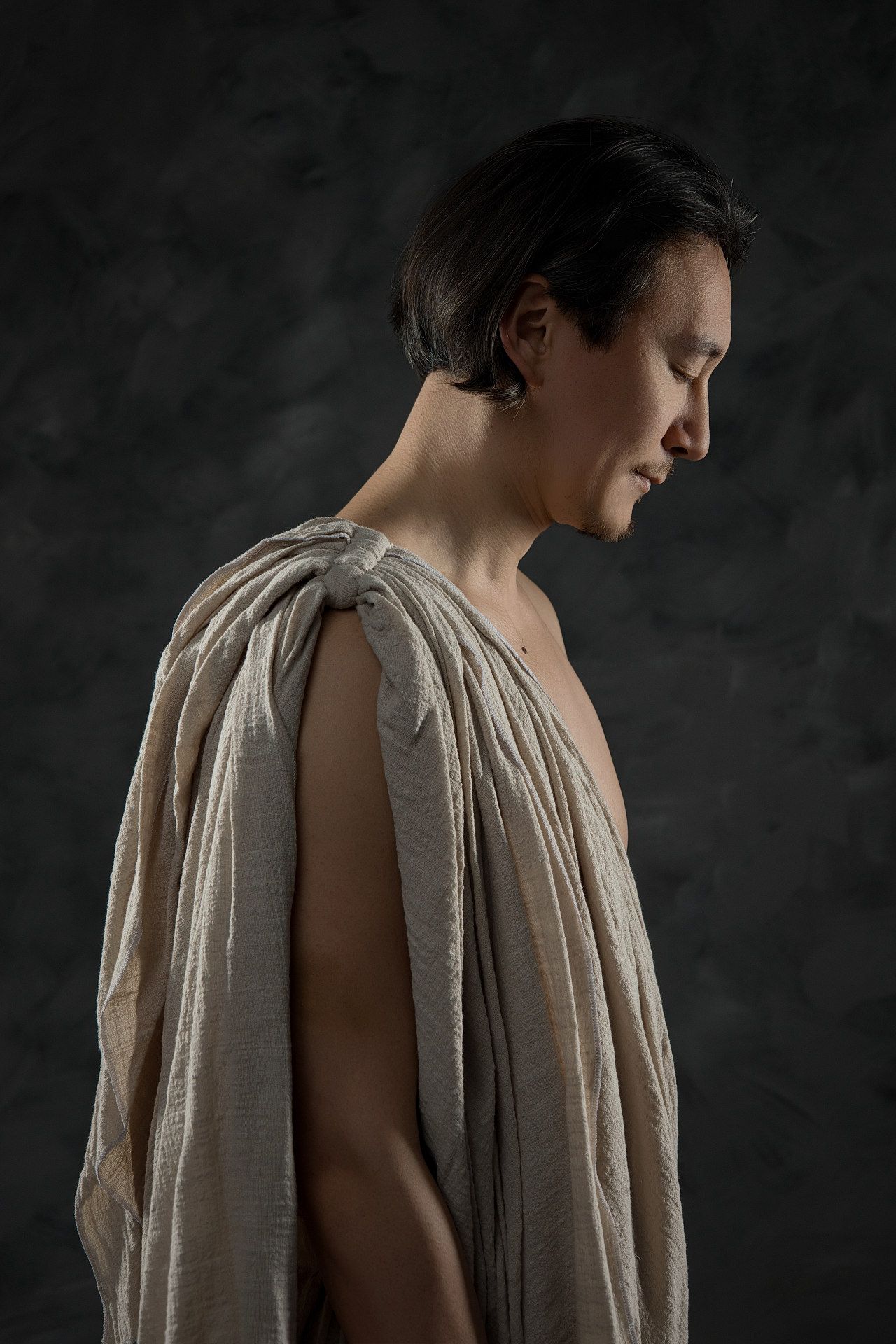 Your professional photo in an authentic philosopher's toga: The most intellectual souvenir when you visit Athens.