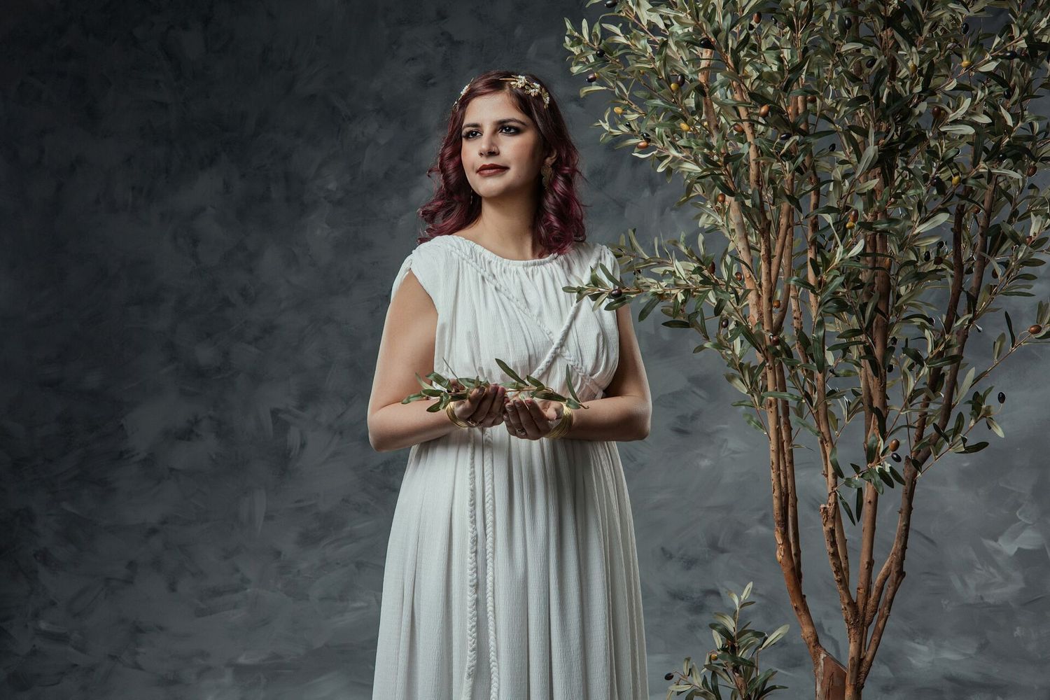 Priestess  Ancient Greek dress up photoshoot in Athens GreekClick experience.