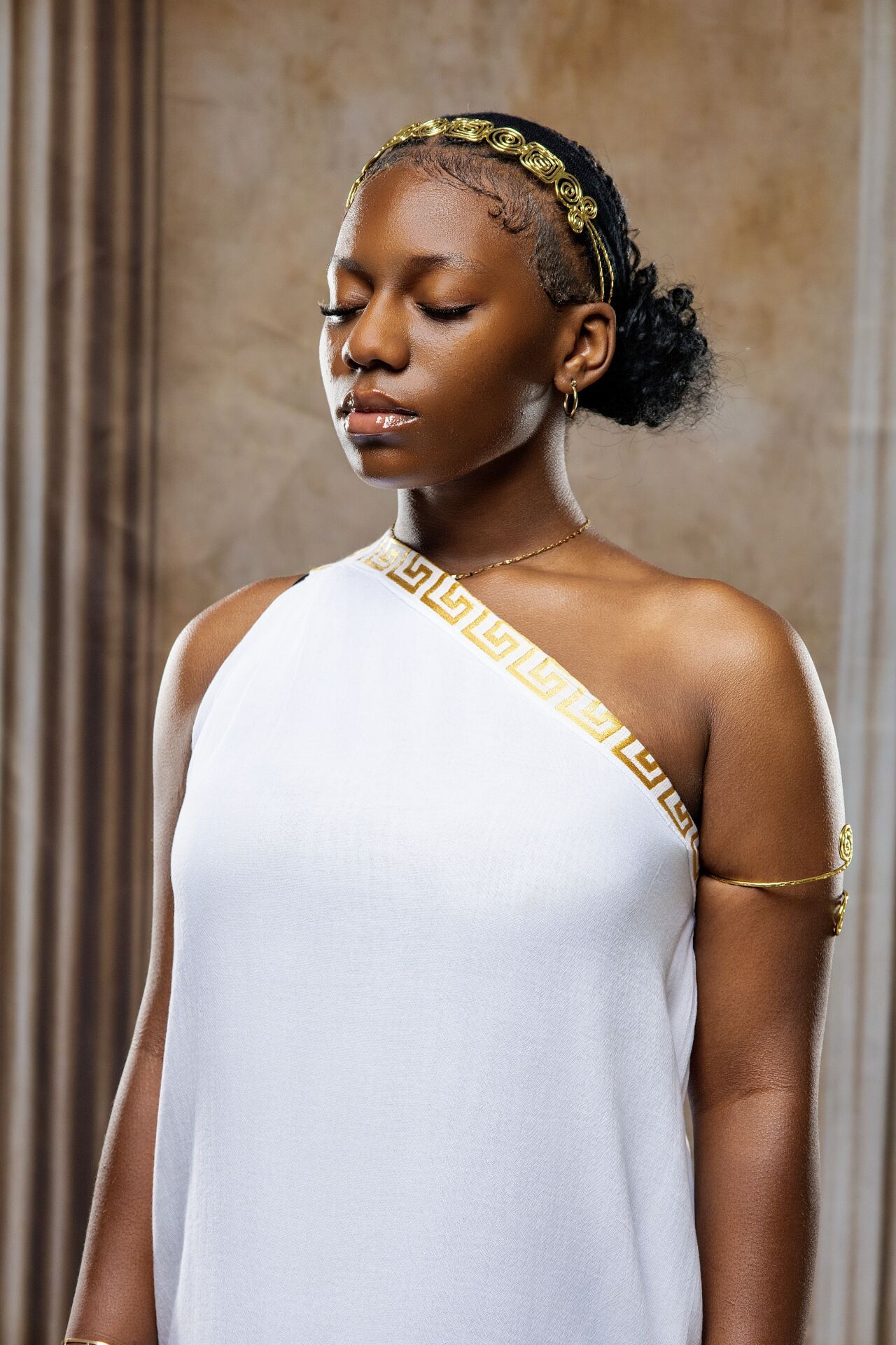 Ancient Greek priestess photoshoot in Athens inspired by Pythia and GreekClick cinematic style.