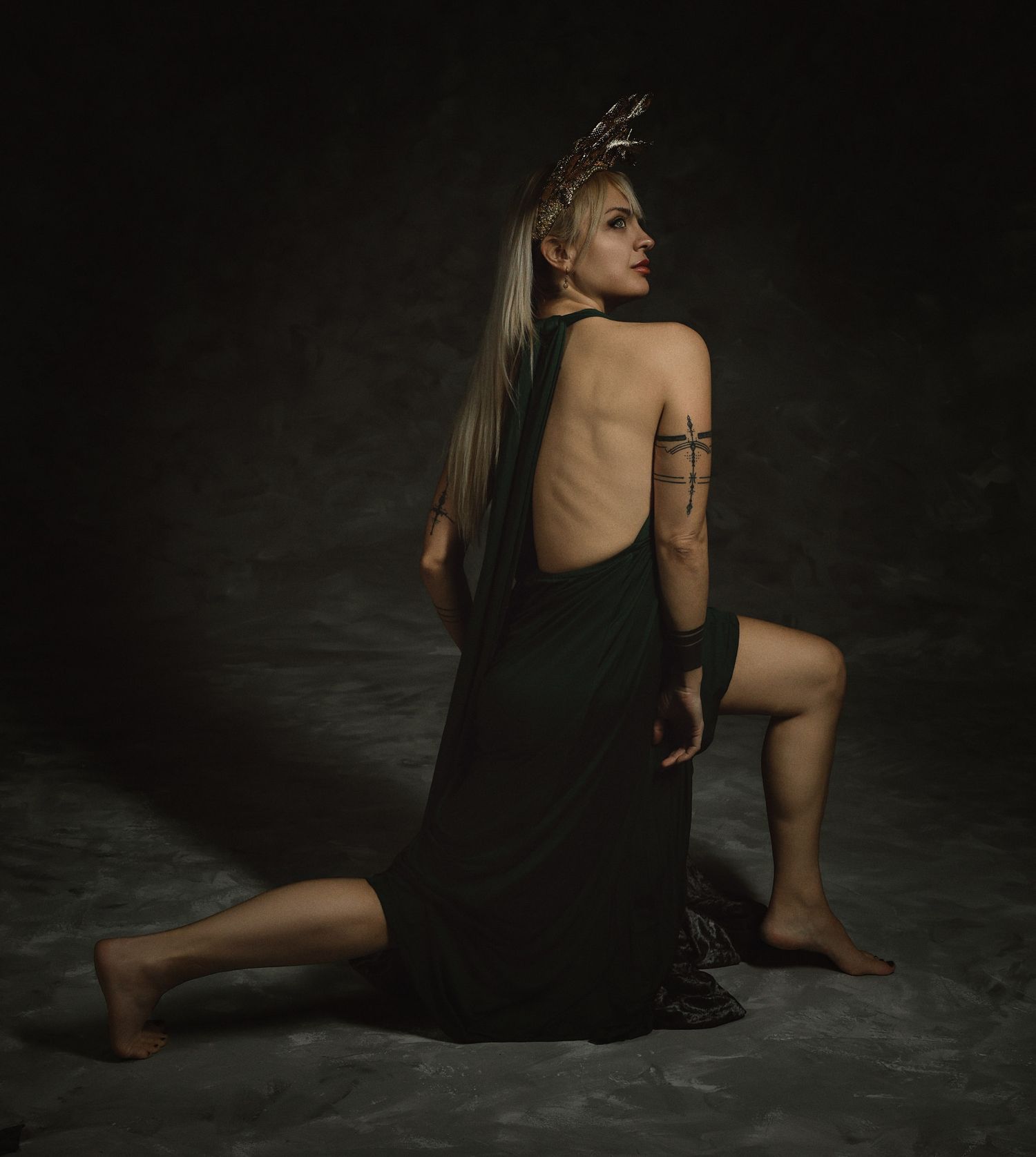 Get photographed as a high-fashion Medusa: The perfect ancient Greek photoshoot for Instagram lovers in Athens.