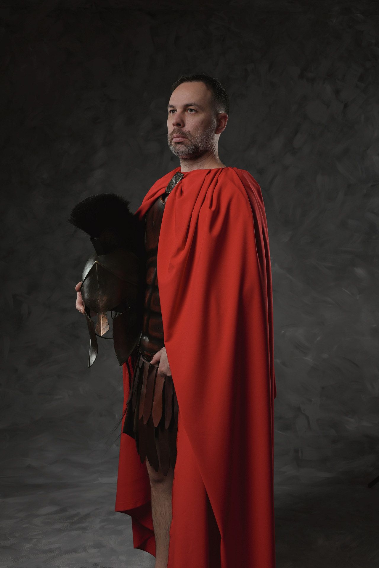Authentic Leonidas photoshoot for tourists: Get photographed with a spear and helmet in a Greek photography studio.