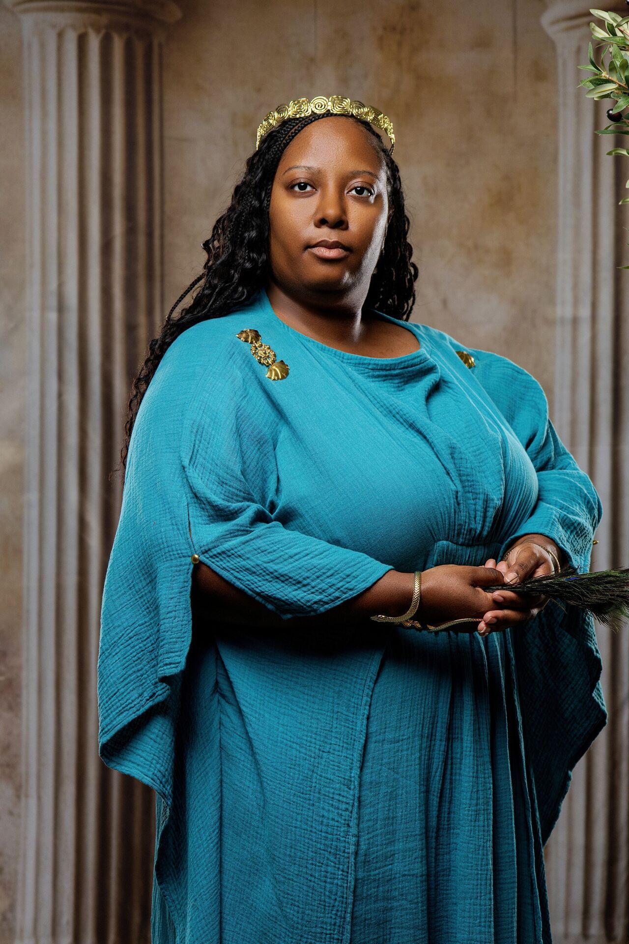 Hera goddess transformation photoshoot in Athens featuring Greek mythology styling and cinematic portraits by GreekClick.