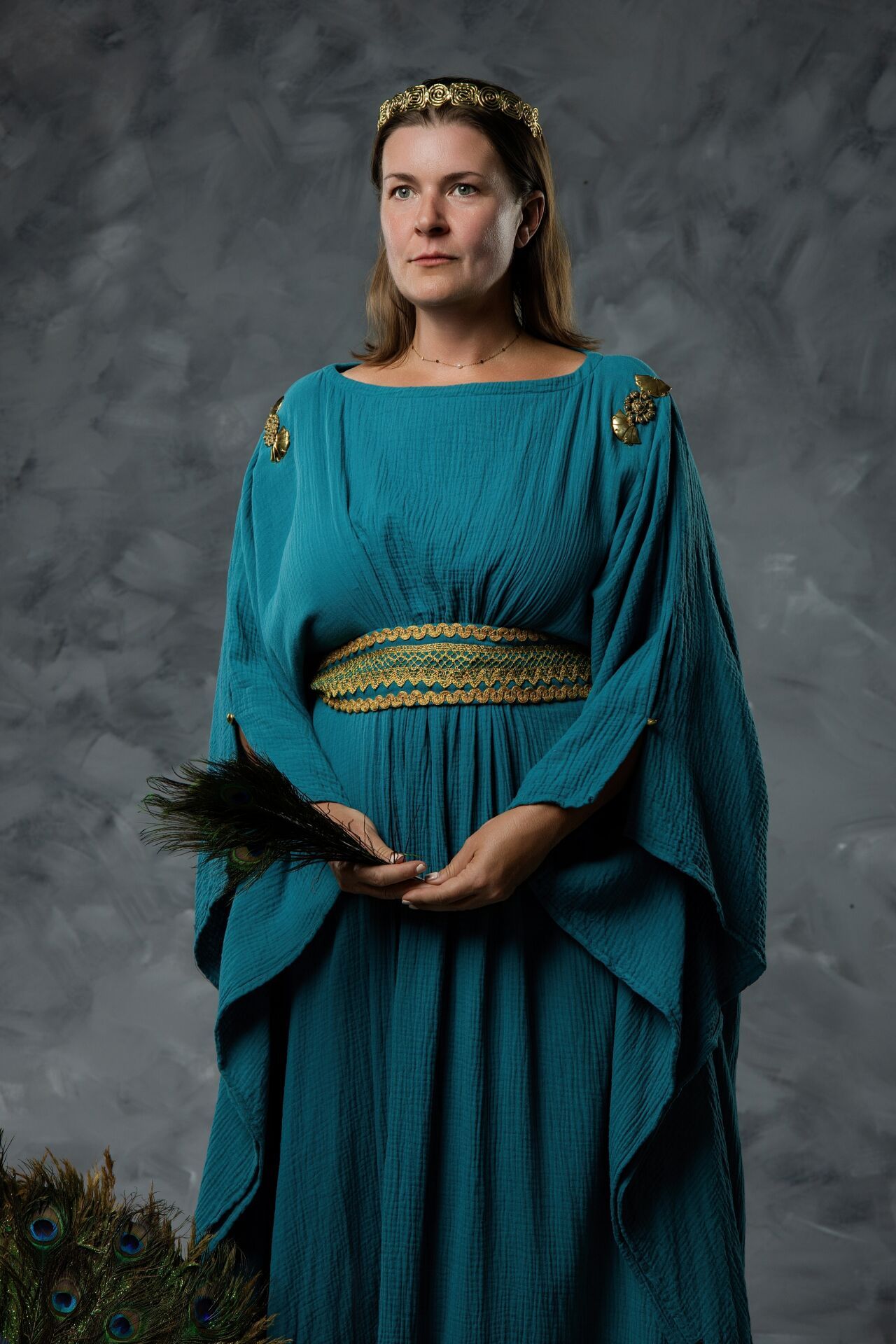 Ancient Greece themed photoshoot in Athens as Hera with elegant costumes and cinematic GreekClick portraits.