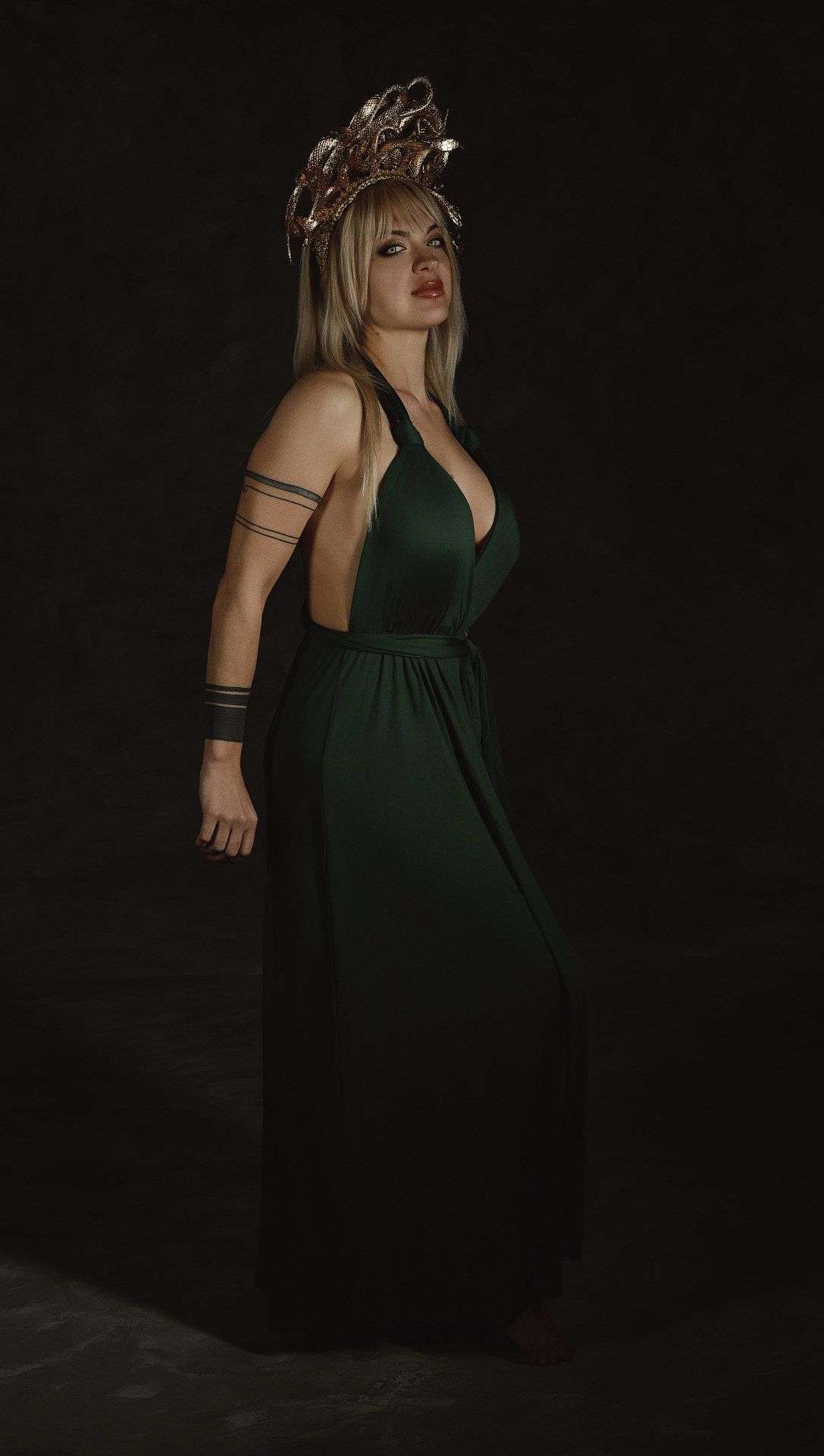 Transform into the legendary Medusa for a day and capture a unique, dark aesthetic memory in Athens.
