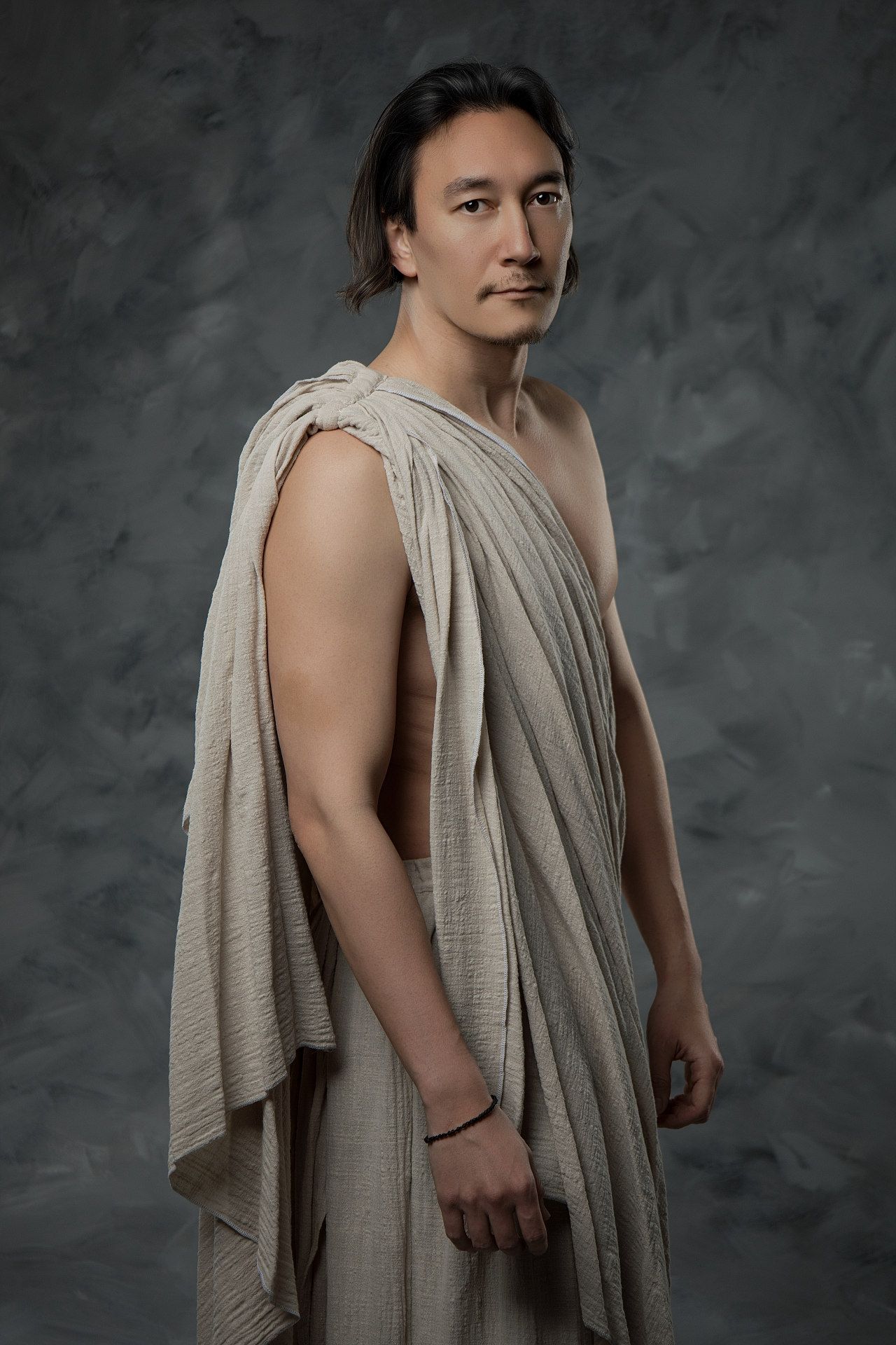 Get photographed as an Ancient Greek Philosopher in Athens and feel the wisdom of Socrates and Plato.