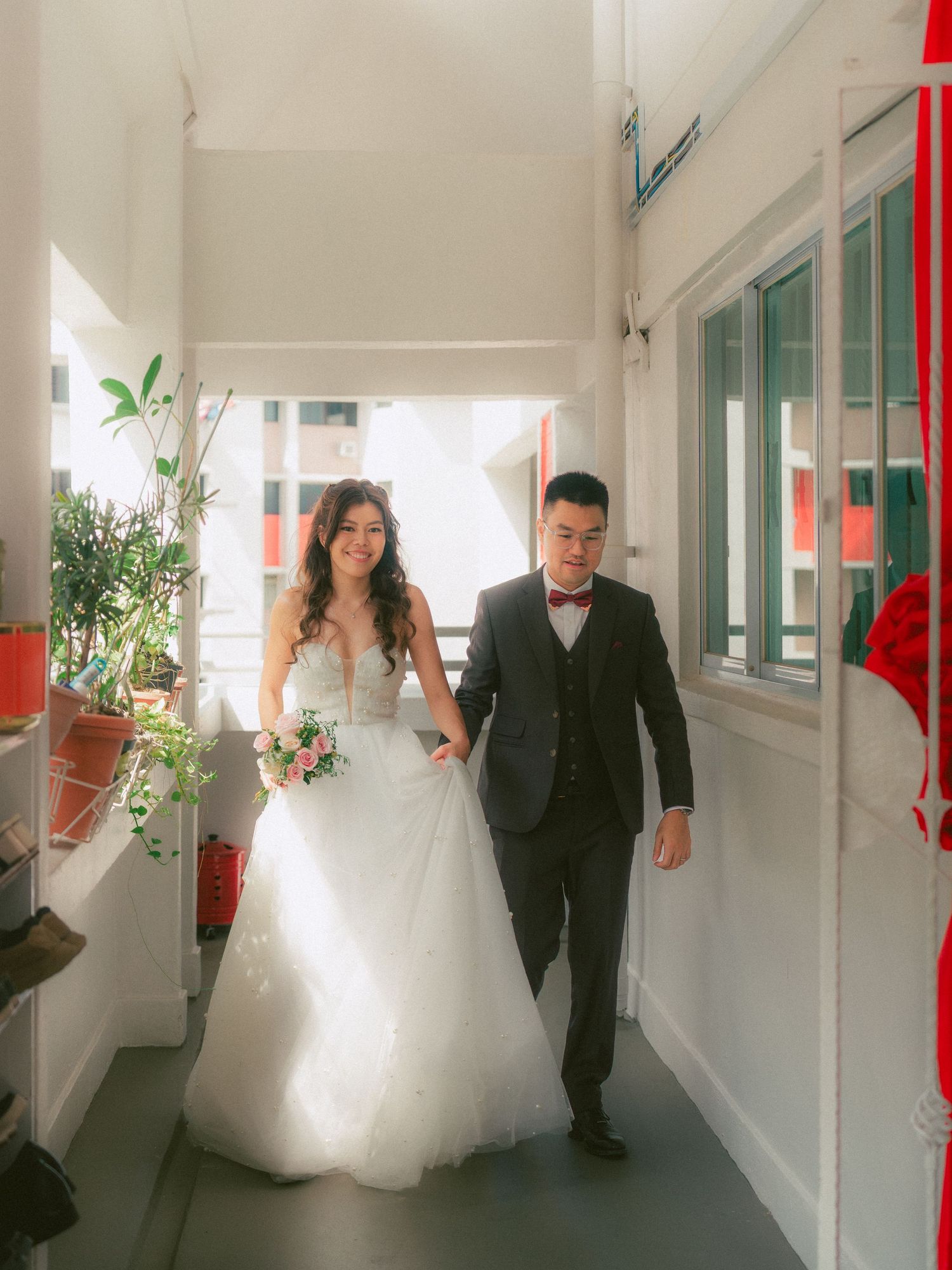 actual day wedding photography singapore couple