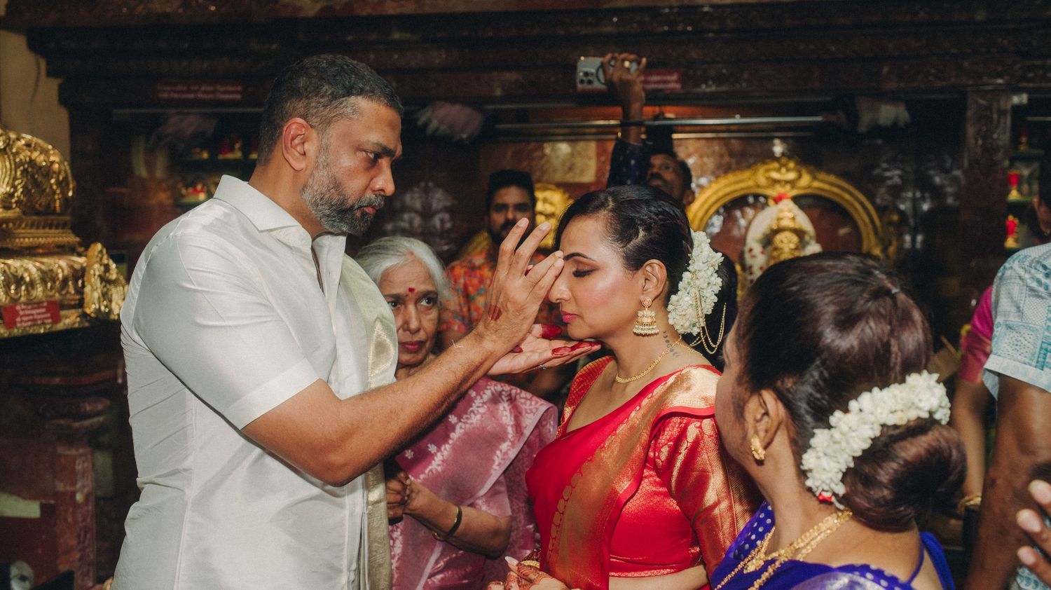 hindu wedding singapore bride groom ritual ceremony