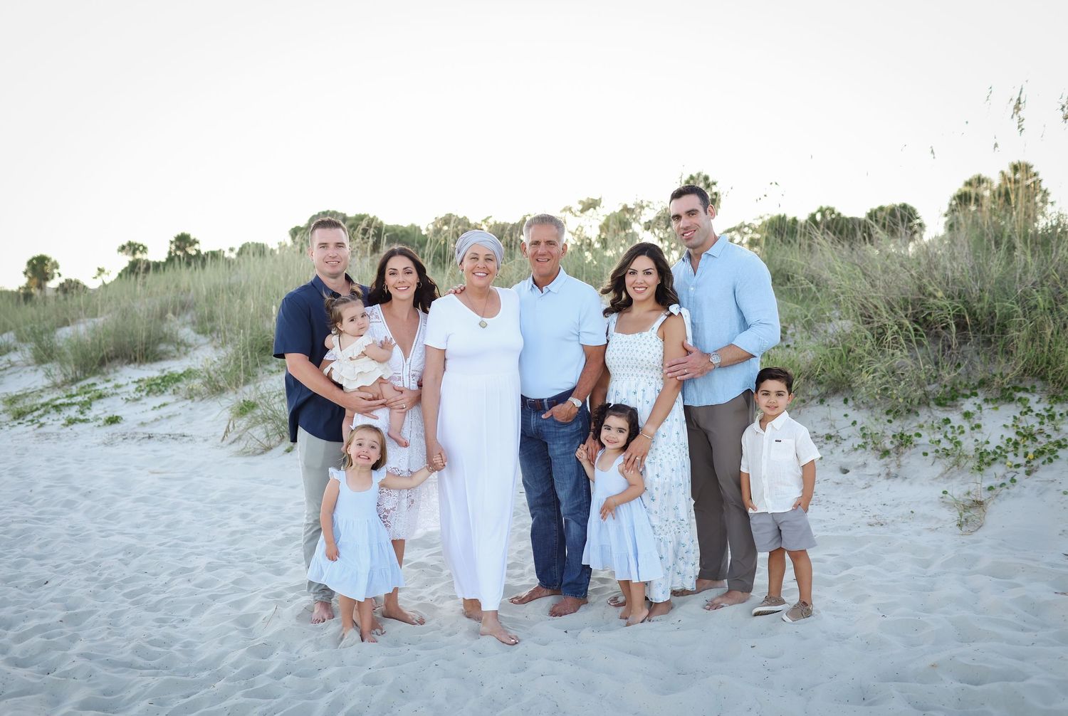 Large extended family reunion photos at Palmetto Dunes on Hilton Head Island, family with young children posing on the beach