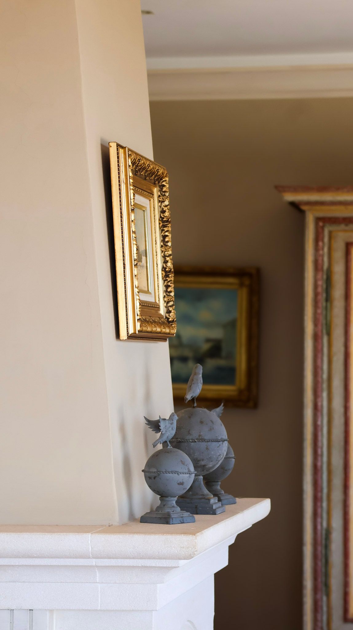 chimney decoration details