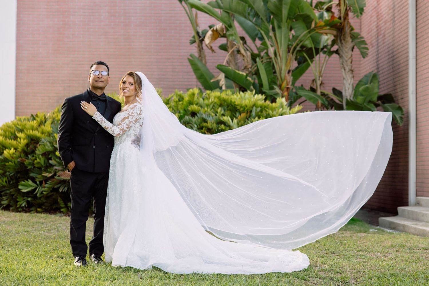 Wedding Portraits of bride and groom at Tampa Garden Club, Florida, captured by Grand Photo by Karyna Oliinyk