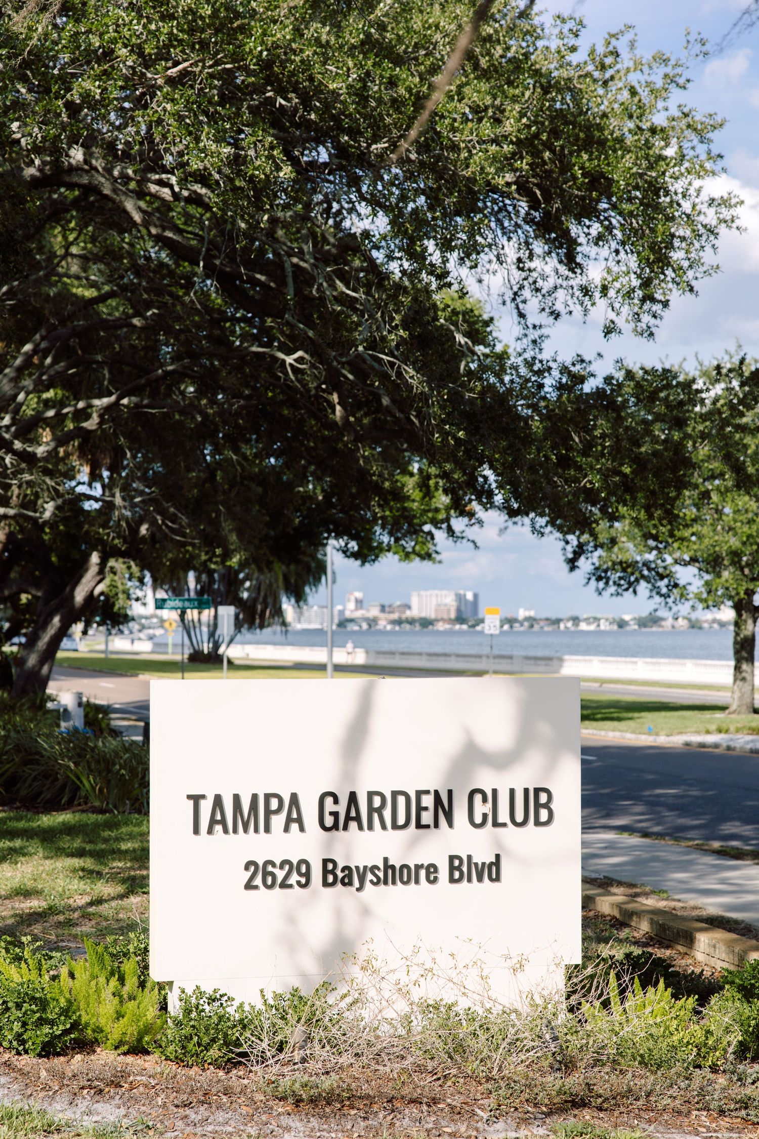 Wedding Venue Tampa Garden Club, Florida, captured by Grand Photo by Karyna Oliinyk