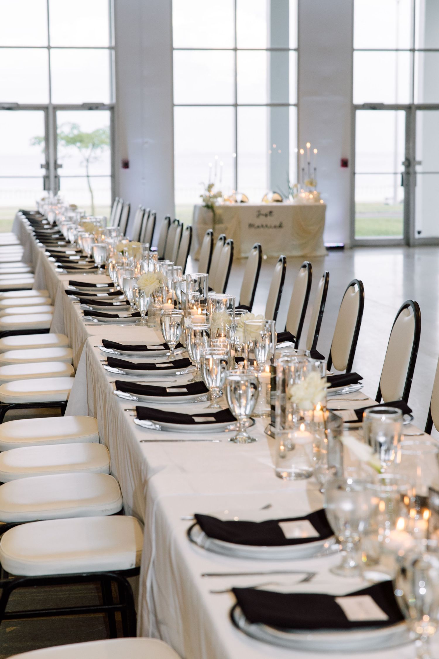 Elegant reception at Tampa Garden Club, Florida, captured by Grand Photo by Karyna Oliinyk