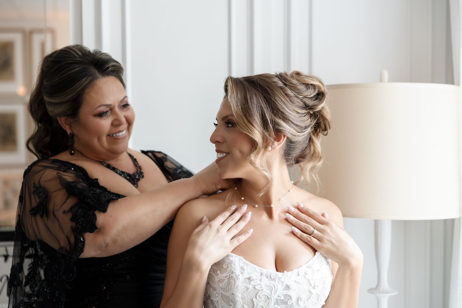 Bride Getting Ready at Tampa Garden Club, Florida, captured by Grand Photo by Karyna Oliinyk