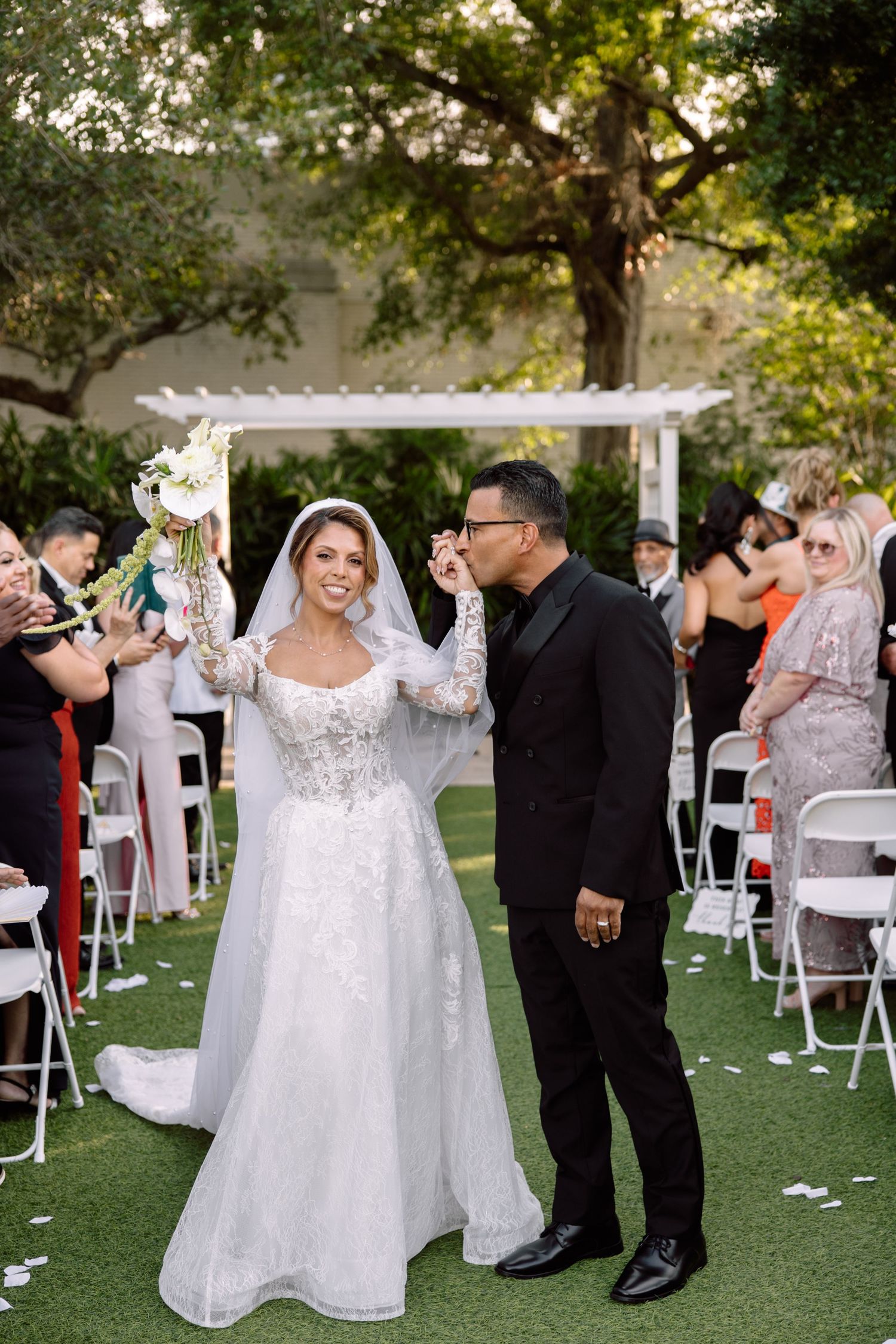 Wedding Ceremony at Tampa Garden Club, Florida, captured by Grand Photo by Karyna Oliinyk