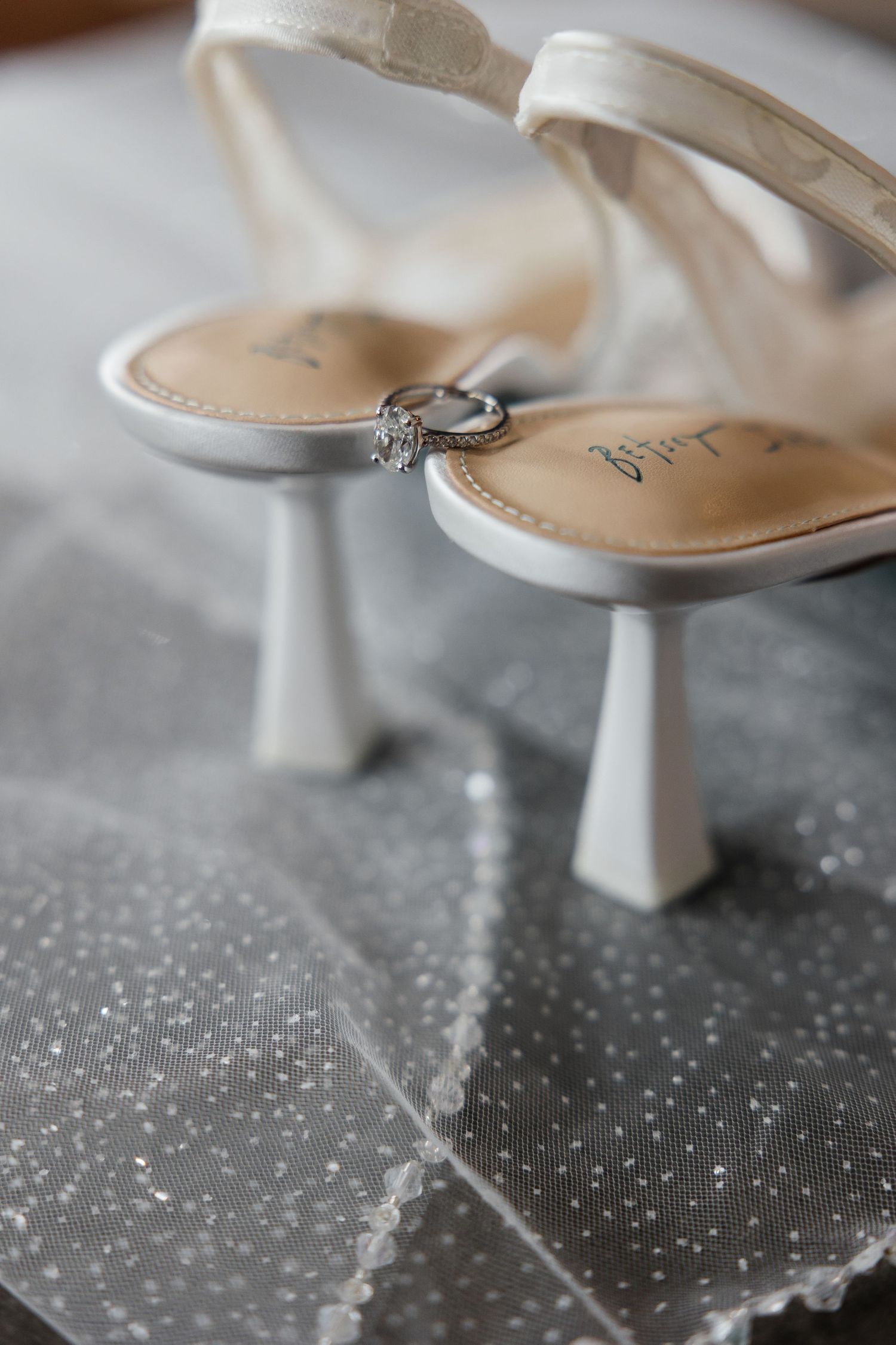 Luxury wedding detail shot at The Tampa EDITION FL, wedding photographer Grand Photo Karyna Oliinyk