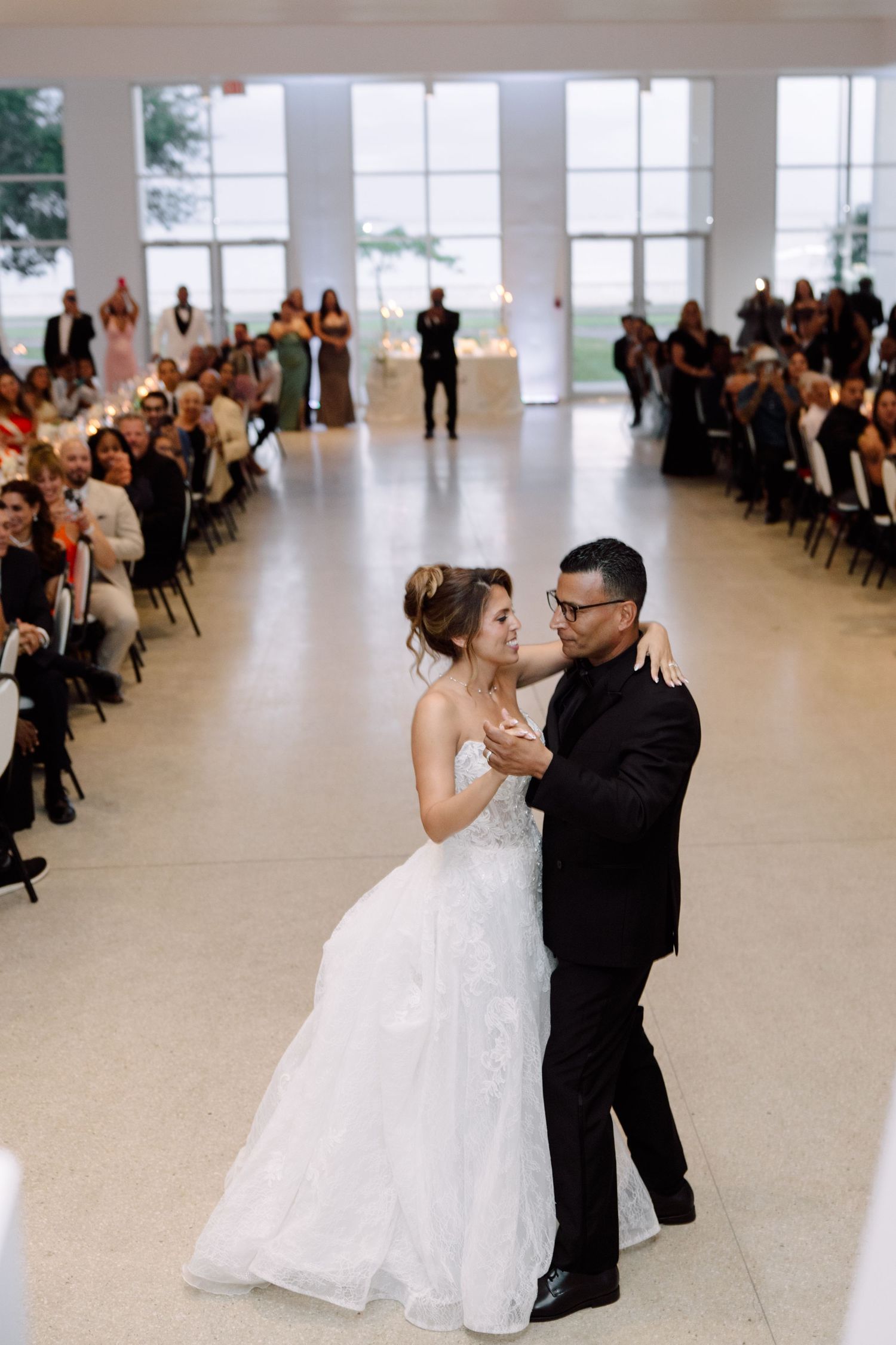 First Dance of bride and groom at Tampa Garden Club, Florida, captured by Grand Photo by Karyna Oliinyk