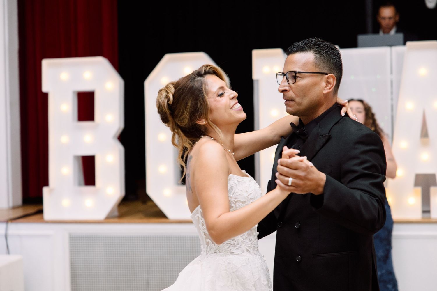 First Dance of bride and groom at Tampa Garden Club, Florida, captured by Grand Photo by Karyna Oliinyk