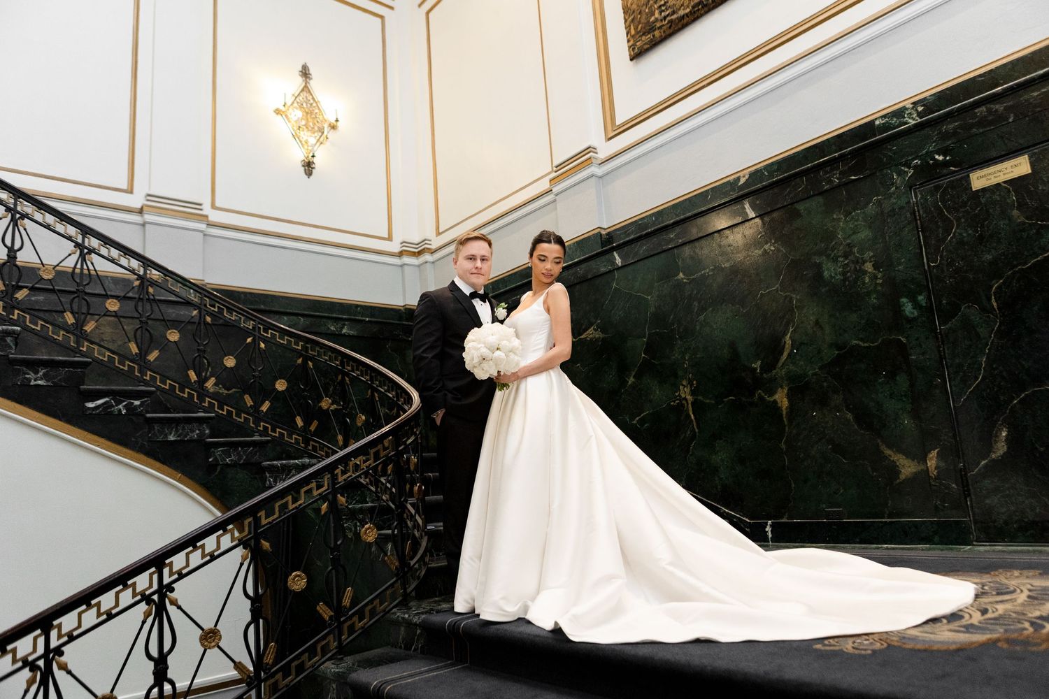 Wedding couple at Hilton Hotel in Tampa Florida, captured by Grand Photo by Karyna Oliinyk