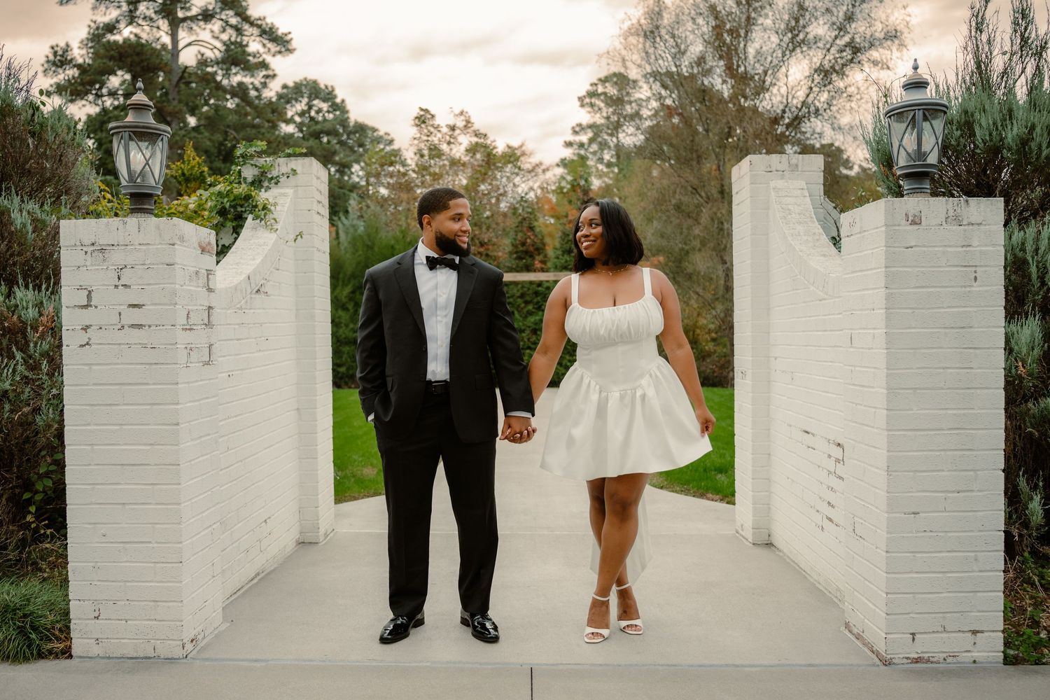 fayetteville north carolina nc fort brag affordable photographer photography cost friendly budget engagement Vizcaya villa