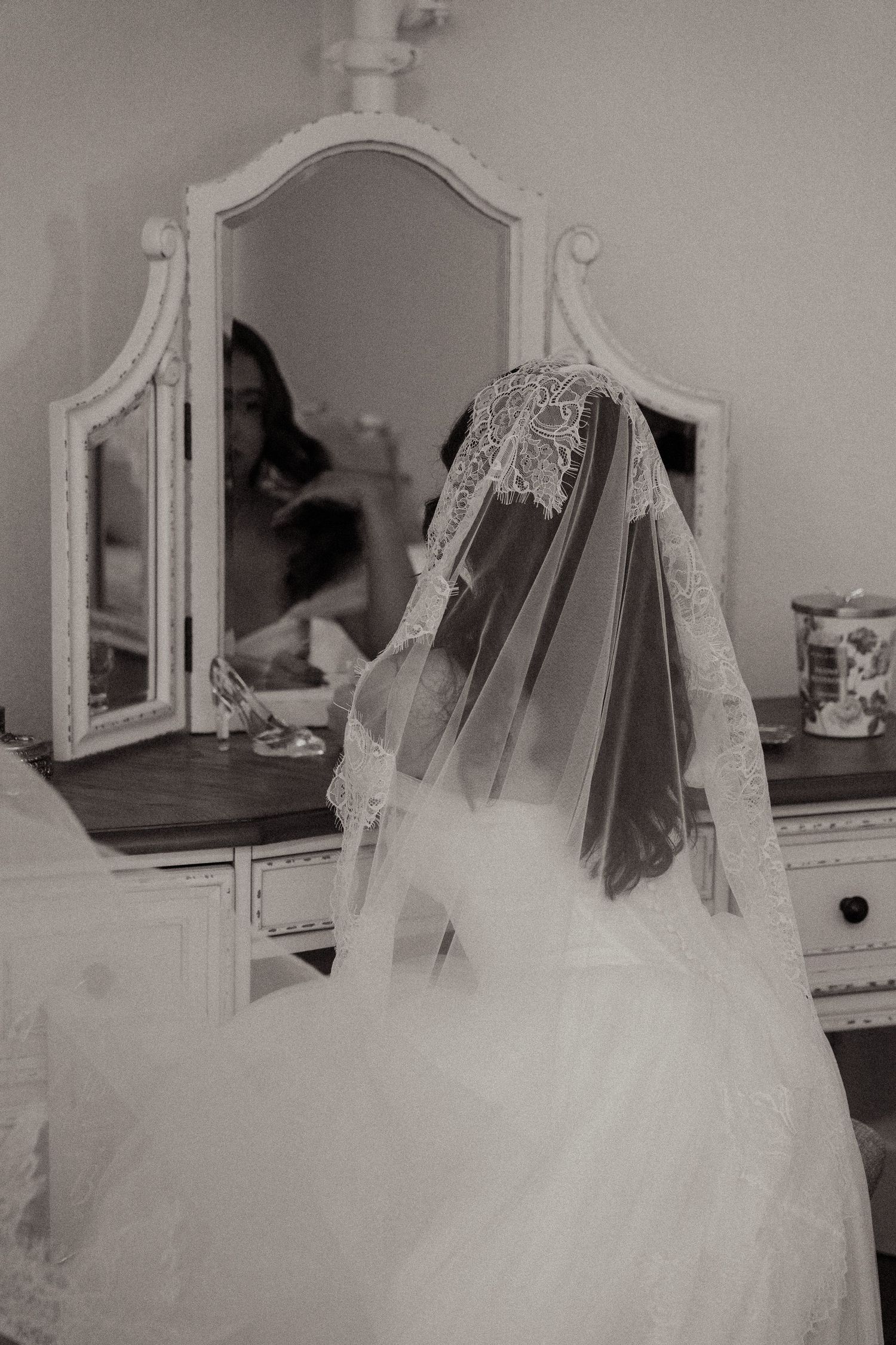 wedding photographer philadelphia and destination weddings natural style