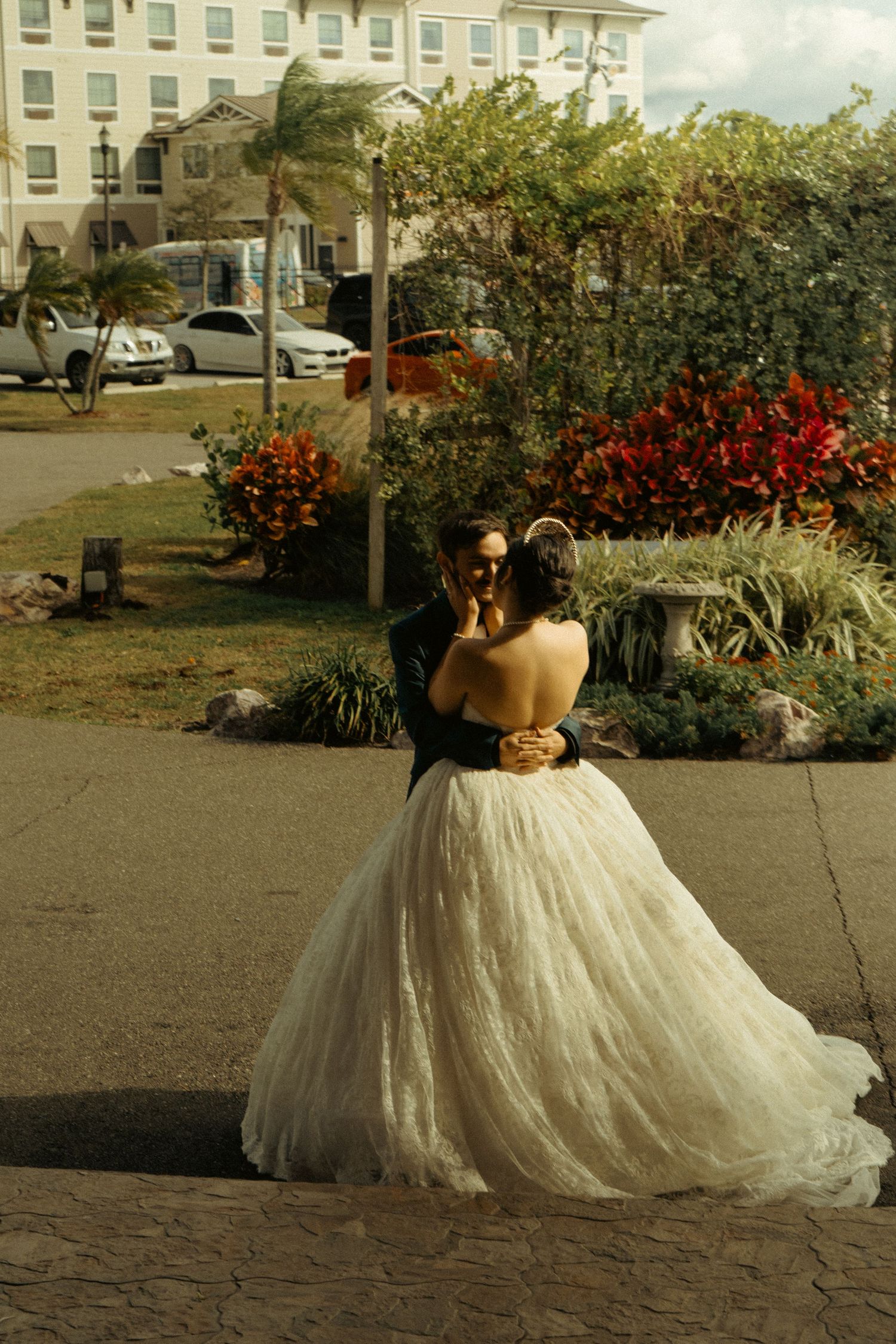 destination wedding photography philadelphia and florida modern storytelling