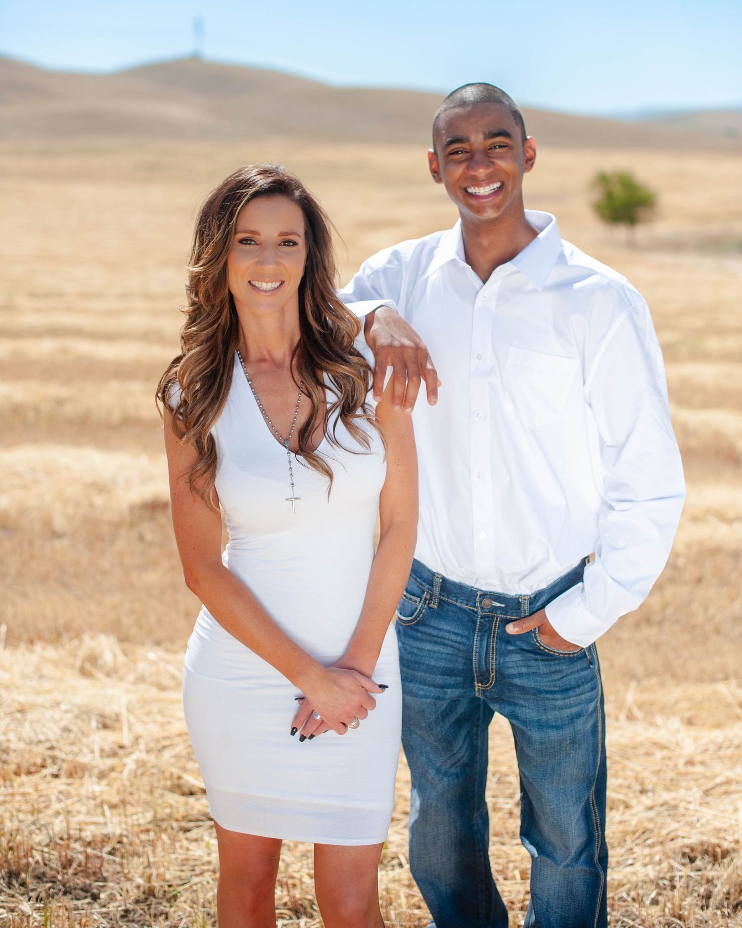 Senior graduation portrait with family — natural light photography, Bay Area photographer