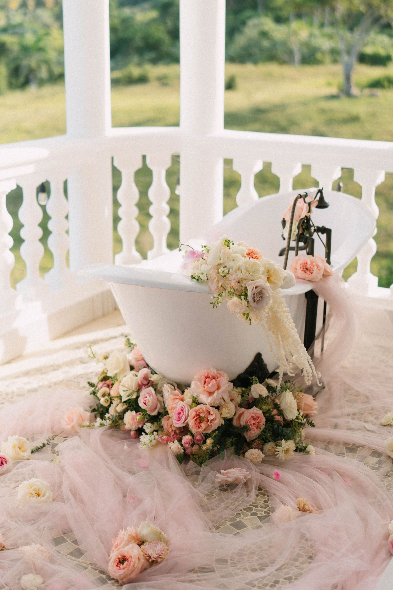 Intimate destination wedding in Las Terrenas Samana surrounded by nature