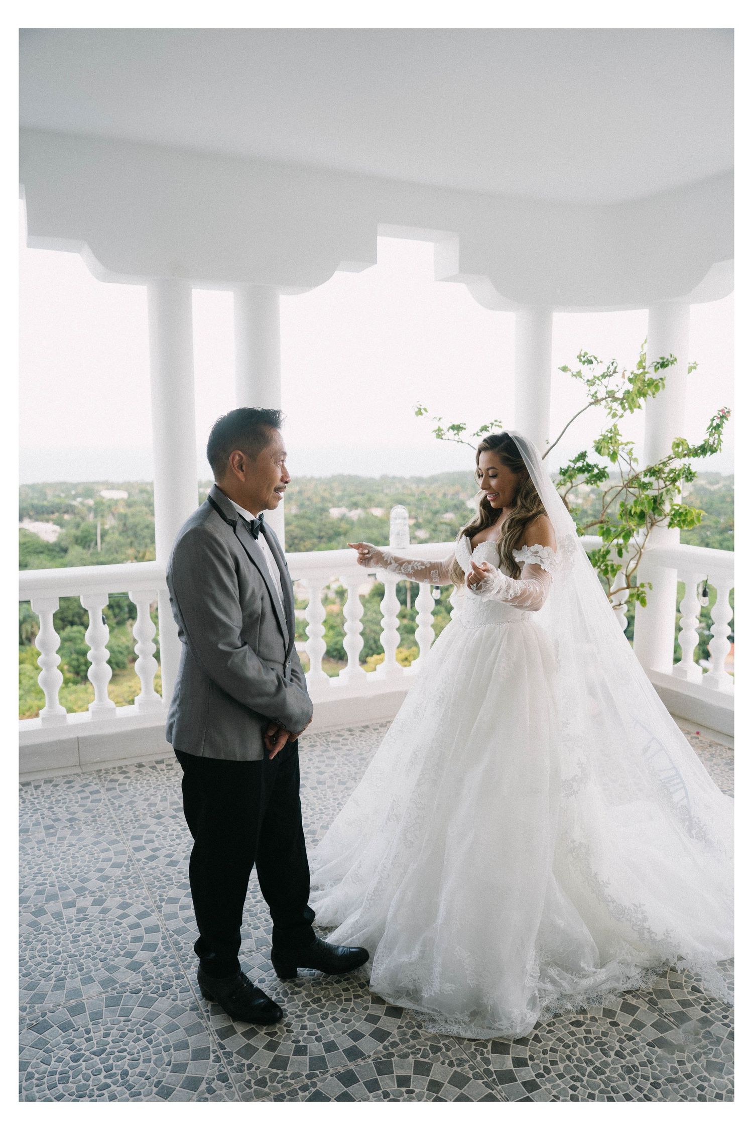 Emotional destination wedding moments in Las Terrenas Samana