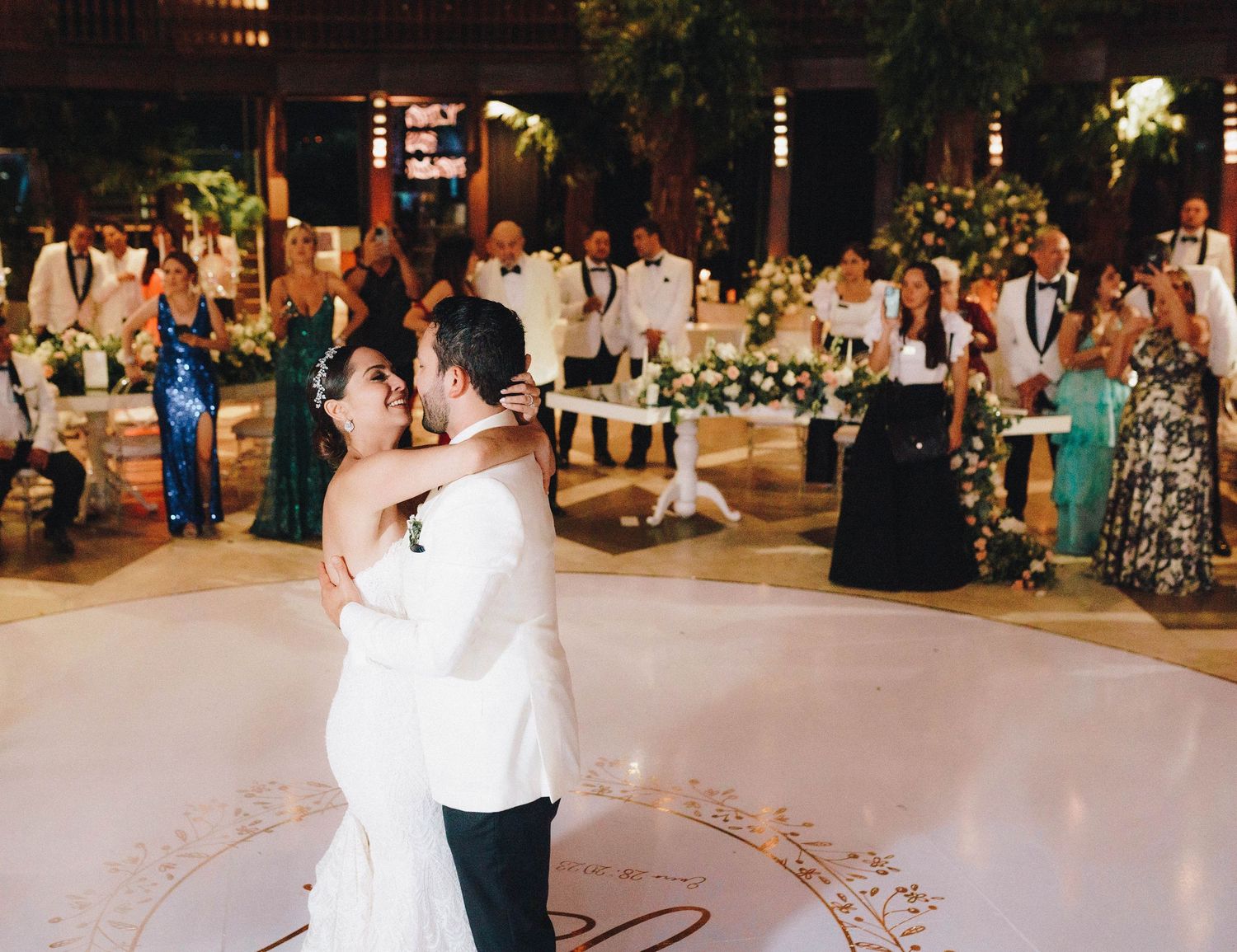 Wedding photography in Cartagena de Indias Colombia capturing real moments and emotion