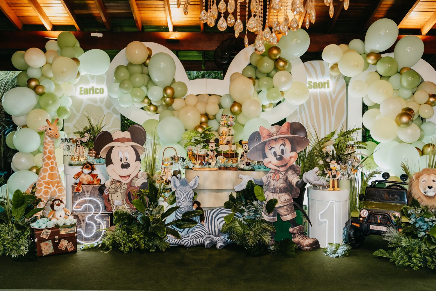 aniversário infantil mickey safari