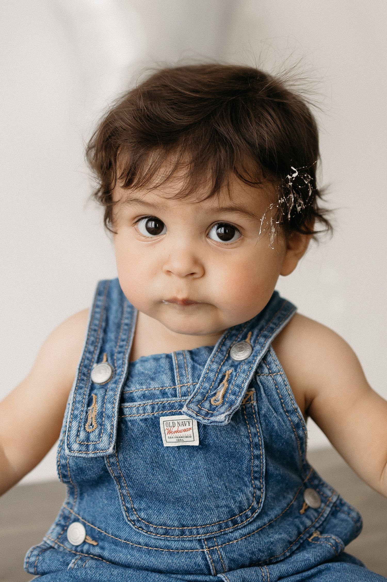 first birthday photos, boy in overalls, Family photographer based in Nashville